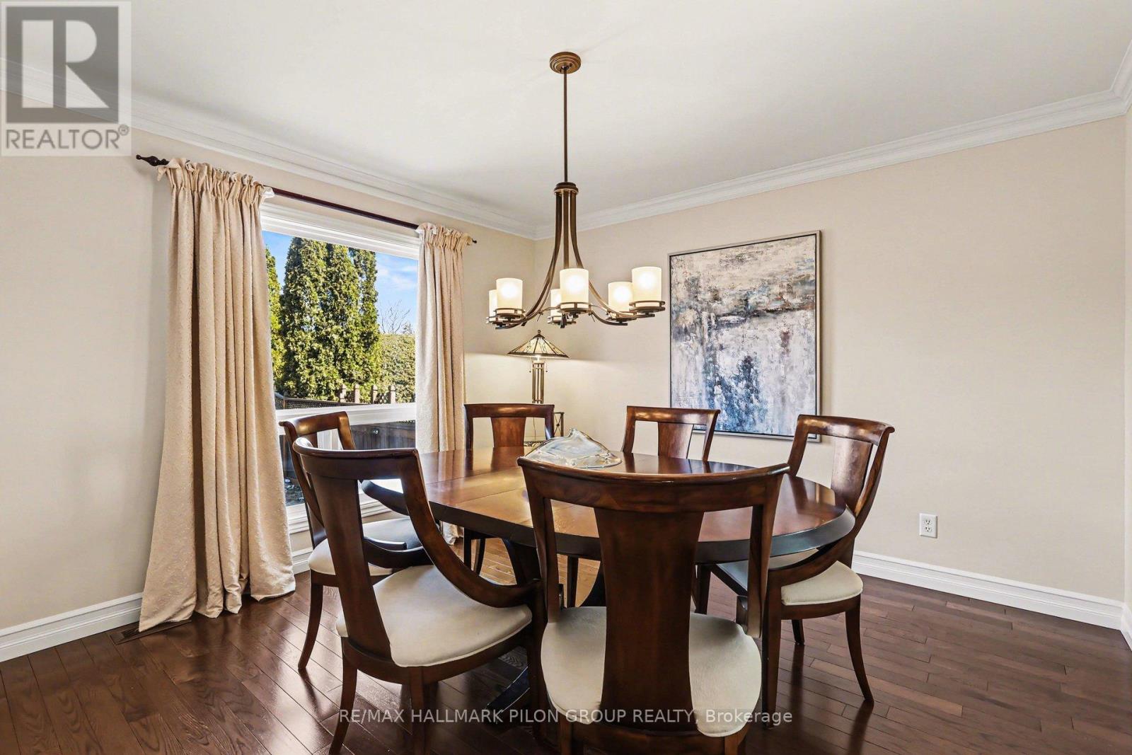 6603 Windsong Avenue, Ottawa, Ontario  K1C 6N1 - Photo 3 - X12981462