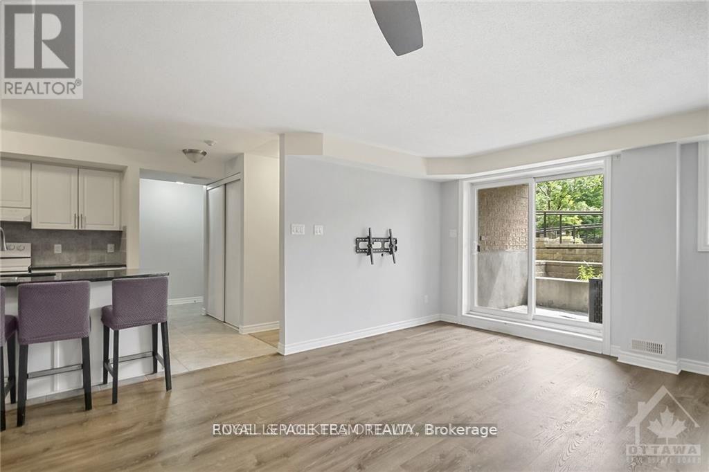 2 - 46 Barnstone Drive, Ottawa, Ontario  K2G 4R6 - Photo 7 - X12981528