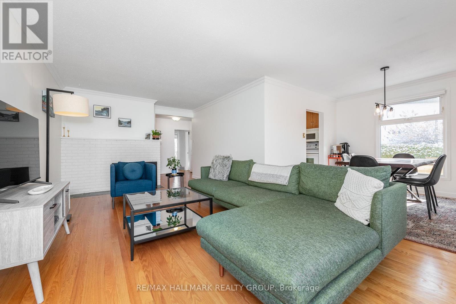 20 Mulvagh Avenue, Ottawa, Ontario  K2E 6M6 - Photo 10 - X12981662