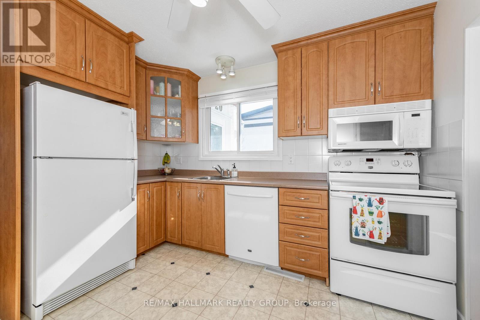 20 Mulvagh Avenue, Ottawa, Ontario  K2E 6M6 - Photo 16 - X12981662