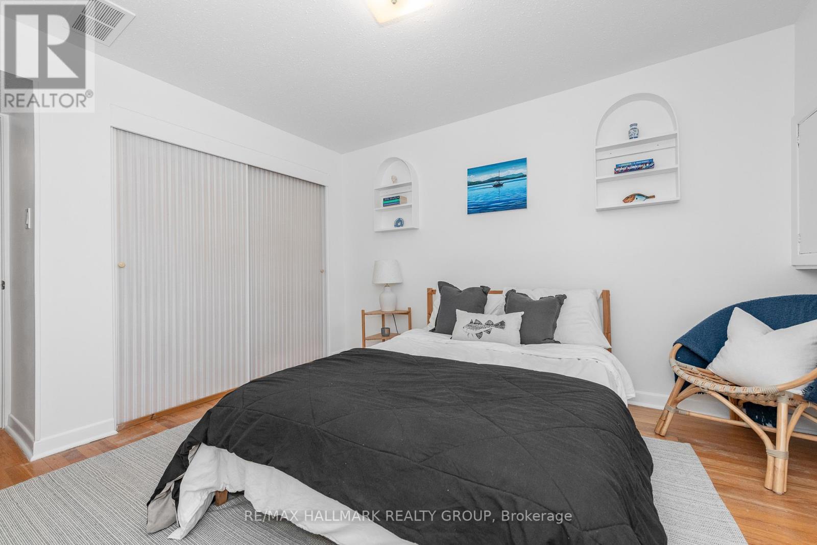 20 Mulvagh Avenue, Ottawa, Ontario  K2E 6M6 - Photo 27 - X12981662