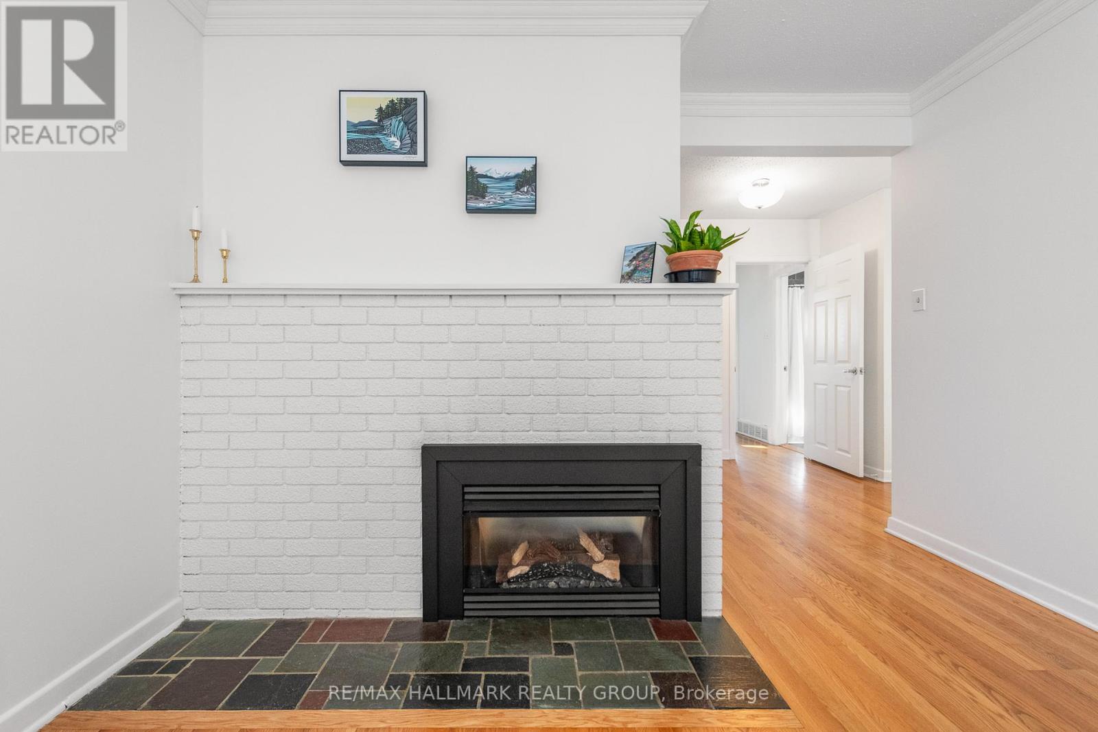 20 Mulvagh Avenue, Ottawa, Ontario  K2E 6M6 - Photo 7 - X12981662