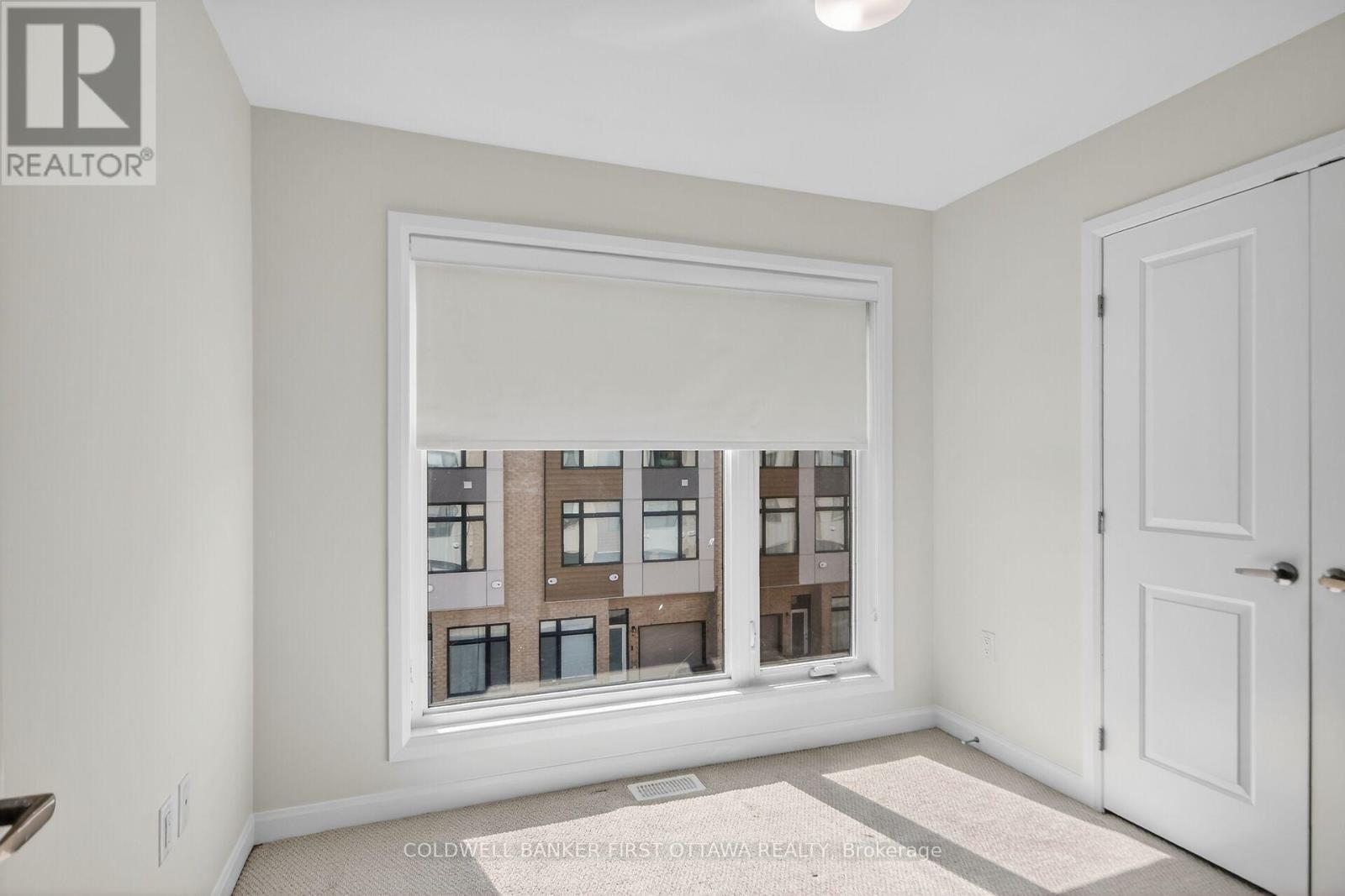 77 Cherry Blossom Private, Ottawa, Ontario  K2H 6Z9 - Photo 13 - X12981676