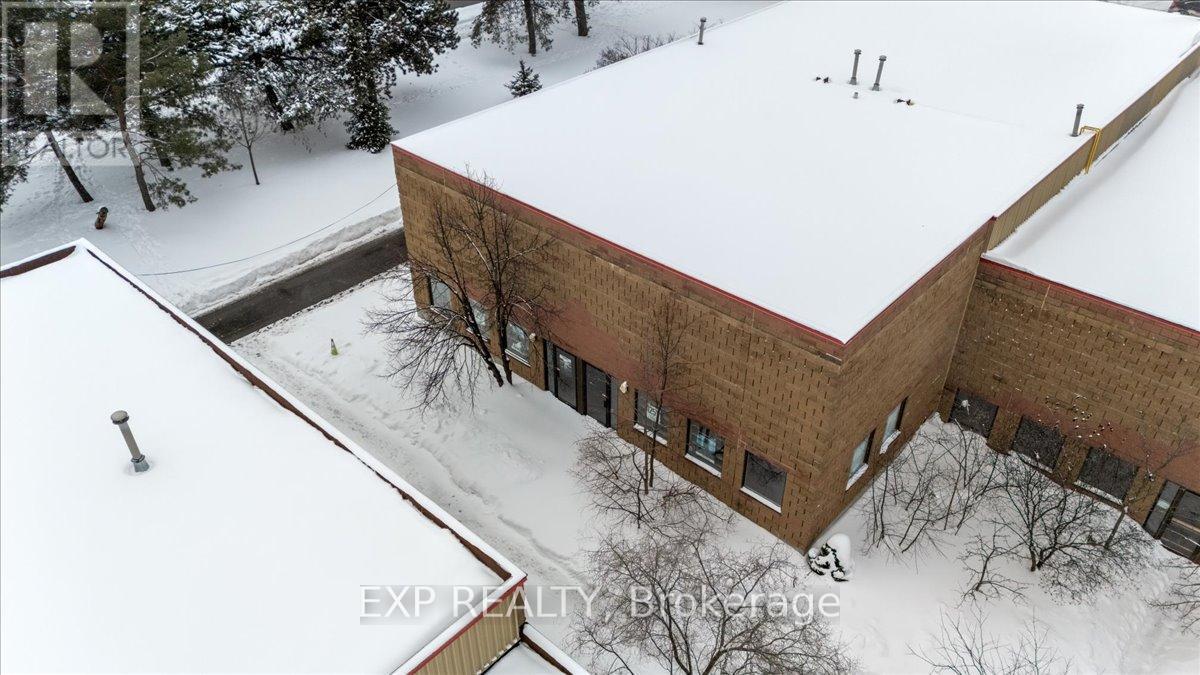 716 Industrial Avenue, Ottawa, Ontario  K1G 0Y9 - Photo 25 - X12981694