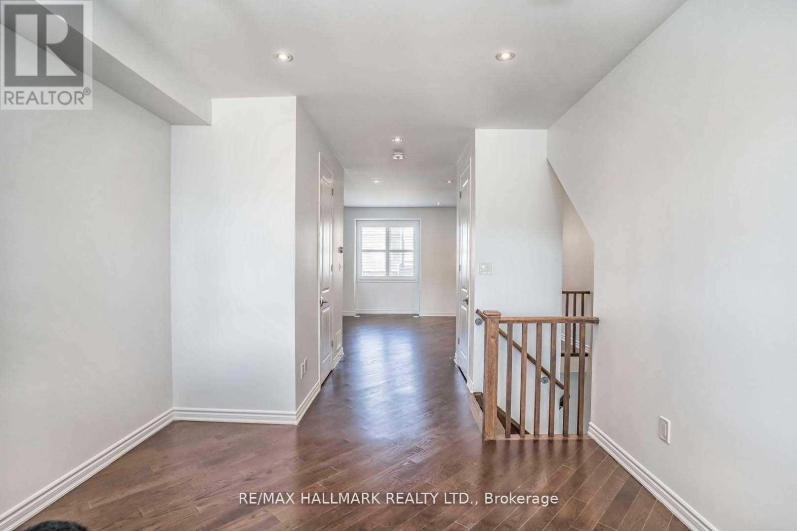 34 Heron Park Place, Toronto, Ontario  M1E 0B8 - Photo 12 - E12981364