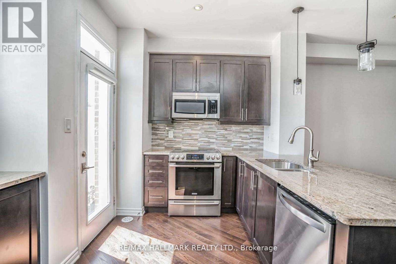 34 Heron Park Place, Toronto, Ontario  M1E 0B8 - Photo 16 - E12981364