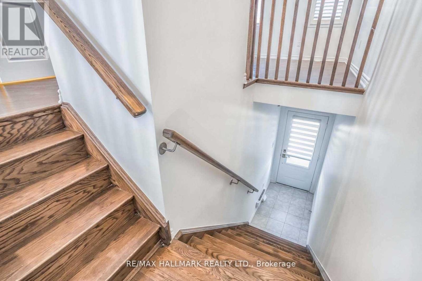 34 Heron Park Place, Toronto, Ontario  M1E 0B8 - Photo 4 - E12981364