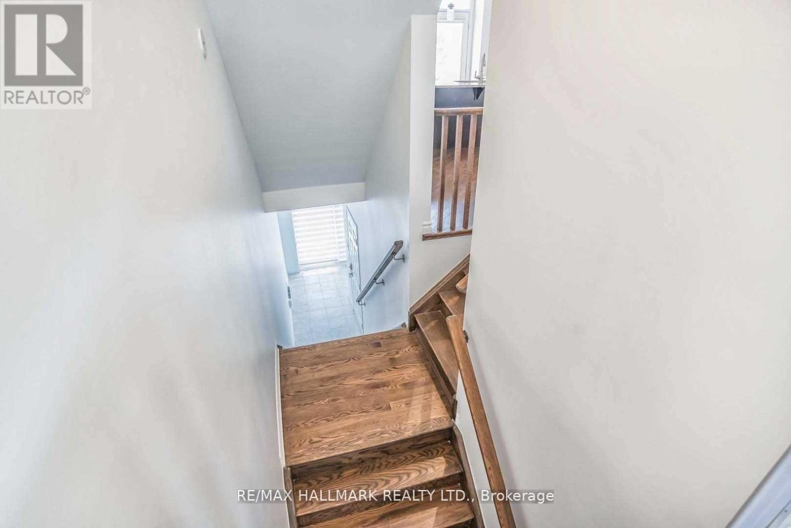 34 Heron Park Place, Toronto, Ontario  M1E 0B8 - Photo 5 - E12981364