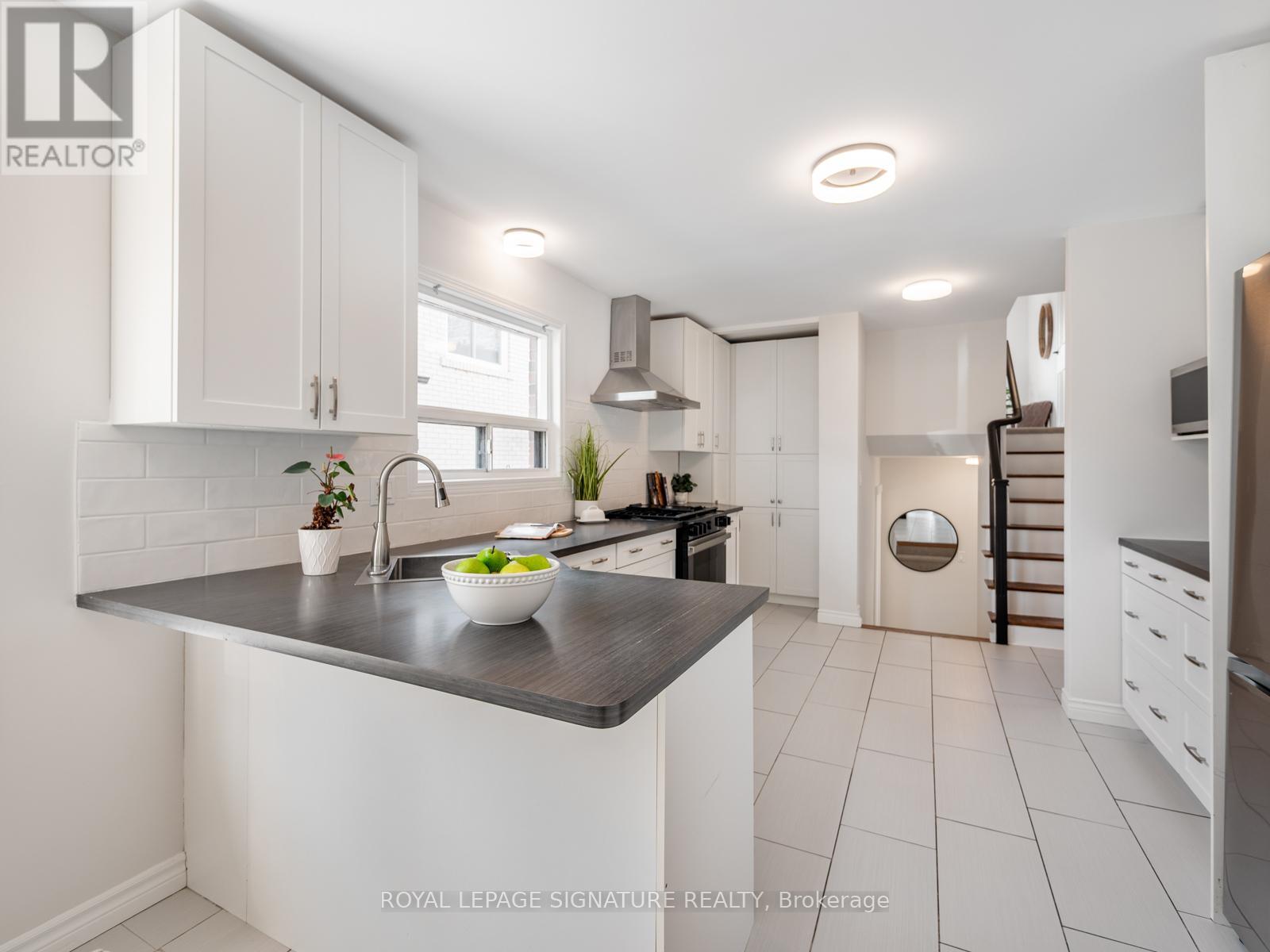 27 Mcculley Street, Toronto, Ontario  M1C 2B2 - Photo 10 - E12981368