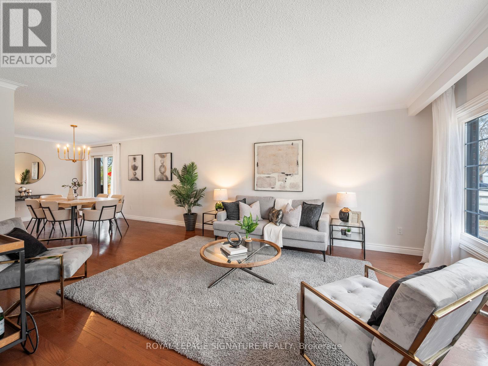 27 Mcculley Street, Toronto, Ontario  M1C 2B2 - Photo 4 - E12981368