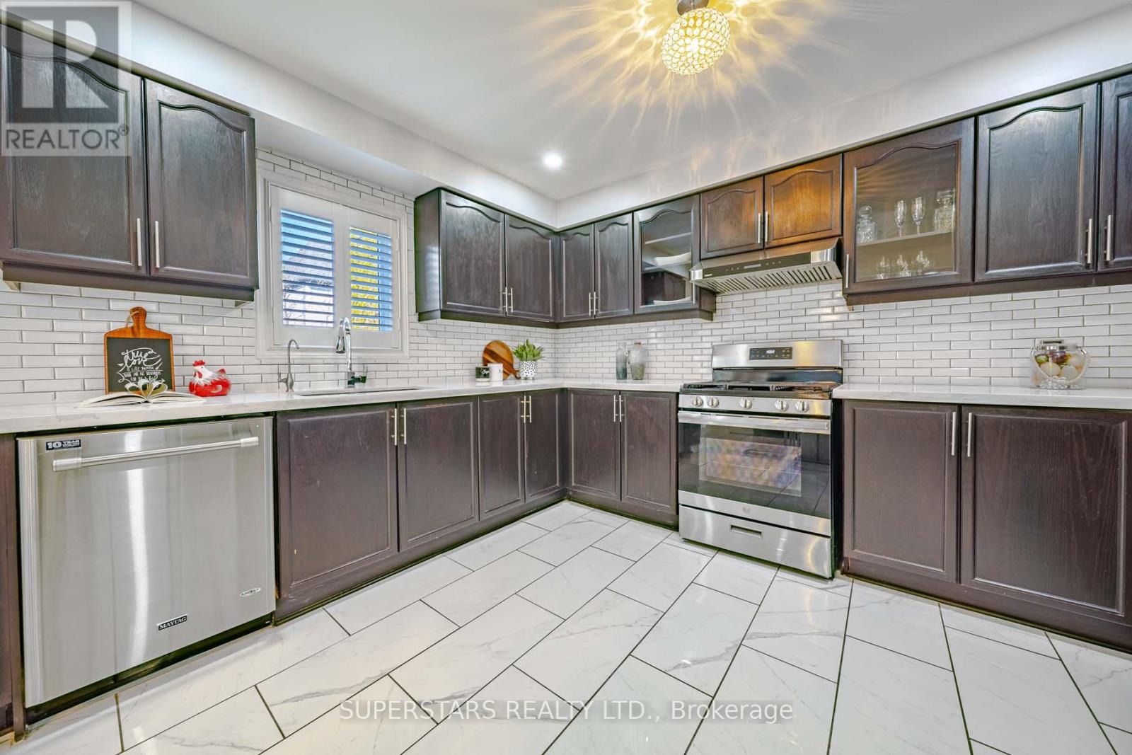 10 Colleridge Street, Ajax, Ontario  L1Z 2C1 - Photo 14 - E12981378