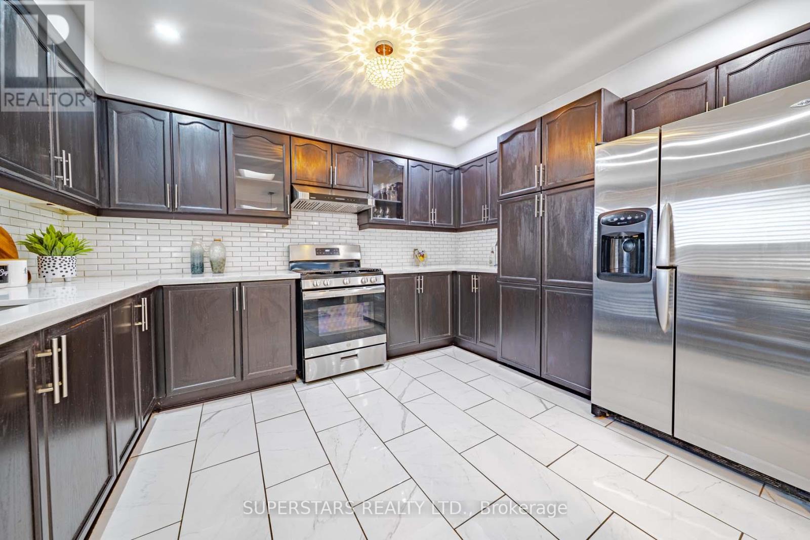 10 Colleridge Street, Ajax, Ontario  L1Z 2C1 - Photo 15 - E12981378