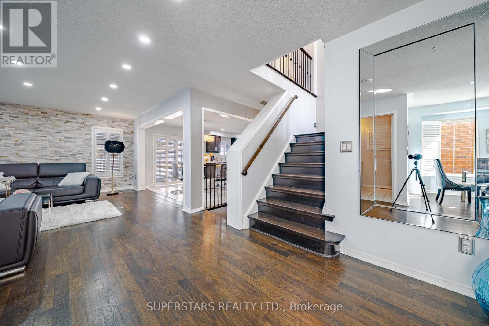 10 Colleridge Street, Ajax, Ontario  L1Z 2C1 - Photo 17 - E12981378