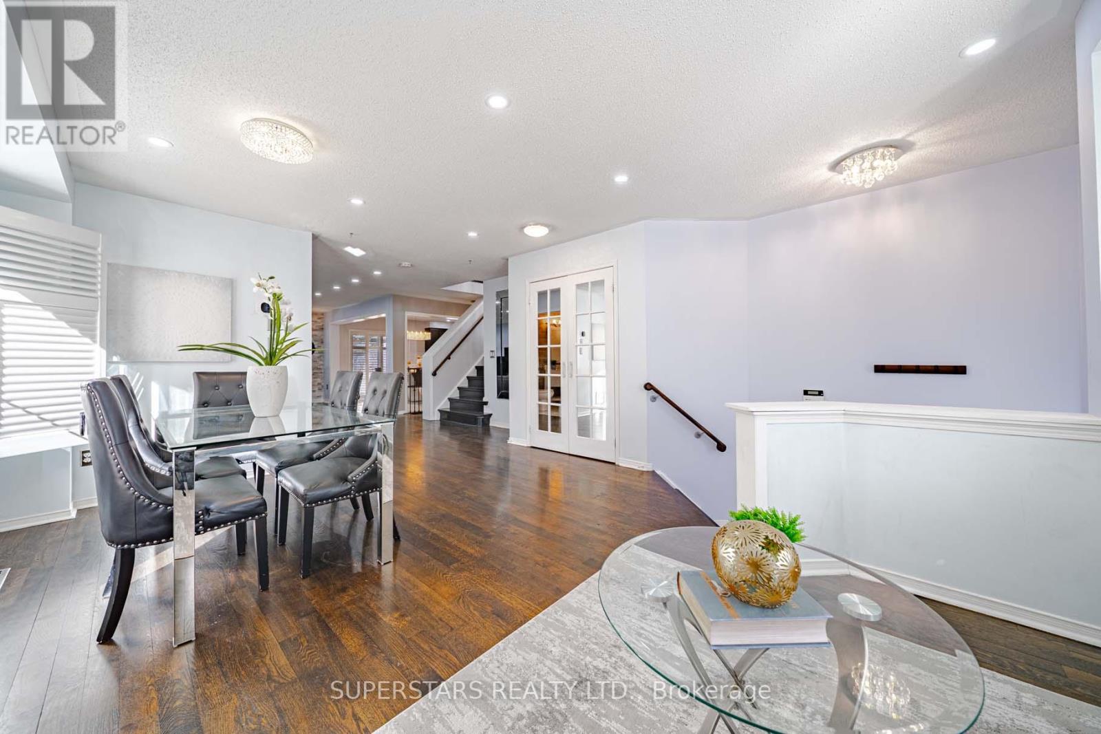 10 Colleridge Street, Ajax, Ontario  L1Z 2C1 - Photo 5 - E12981378