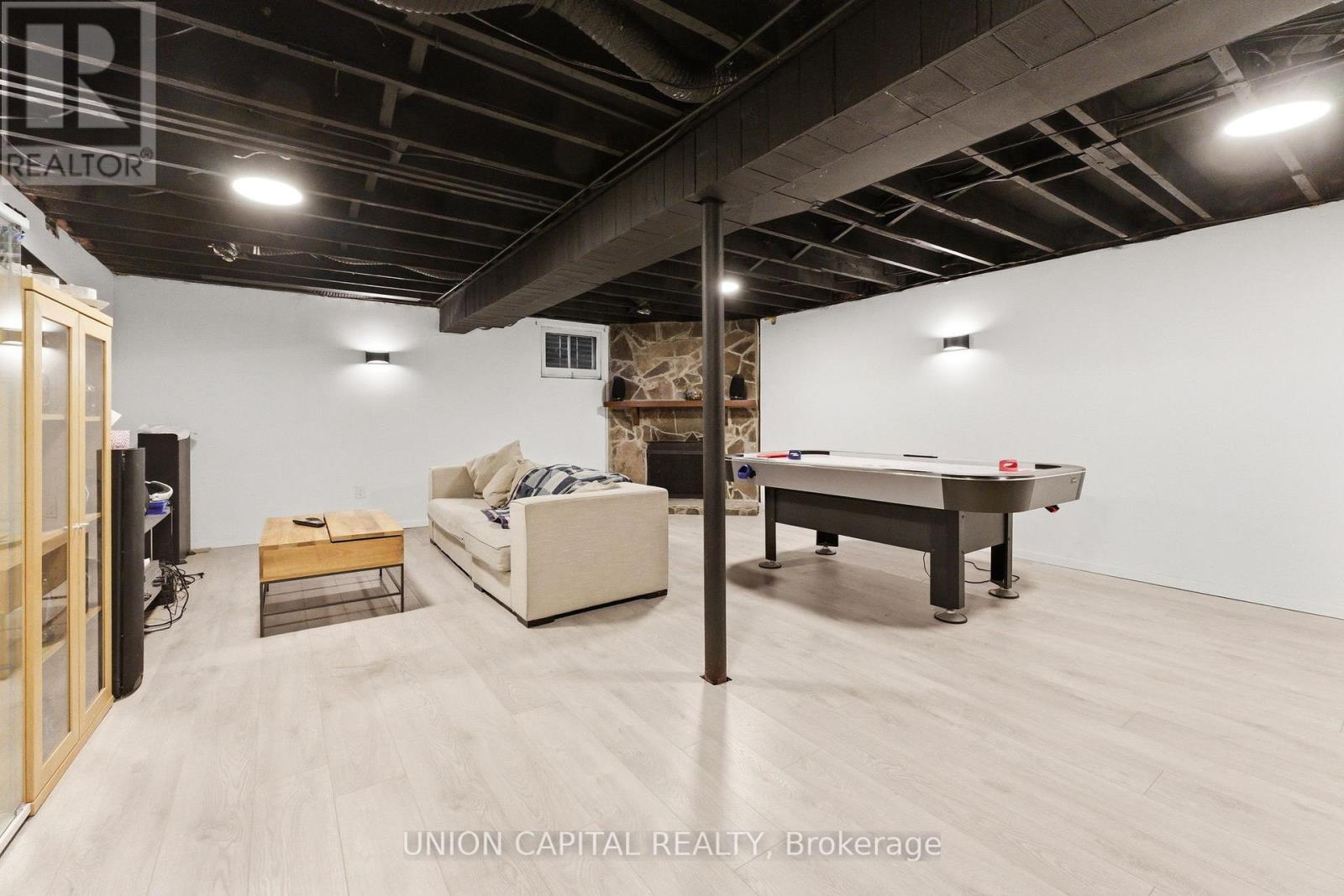 1934 Memory Lane, Pickering, Ontario  L1V 2V1 - Photo 32 - E12981392