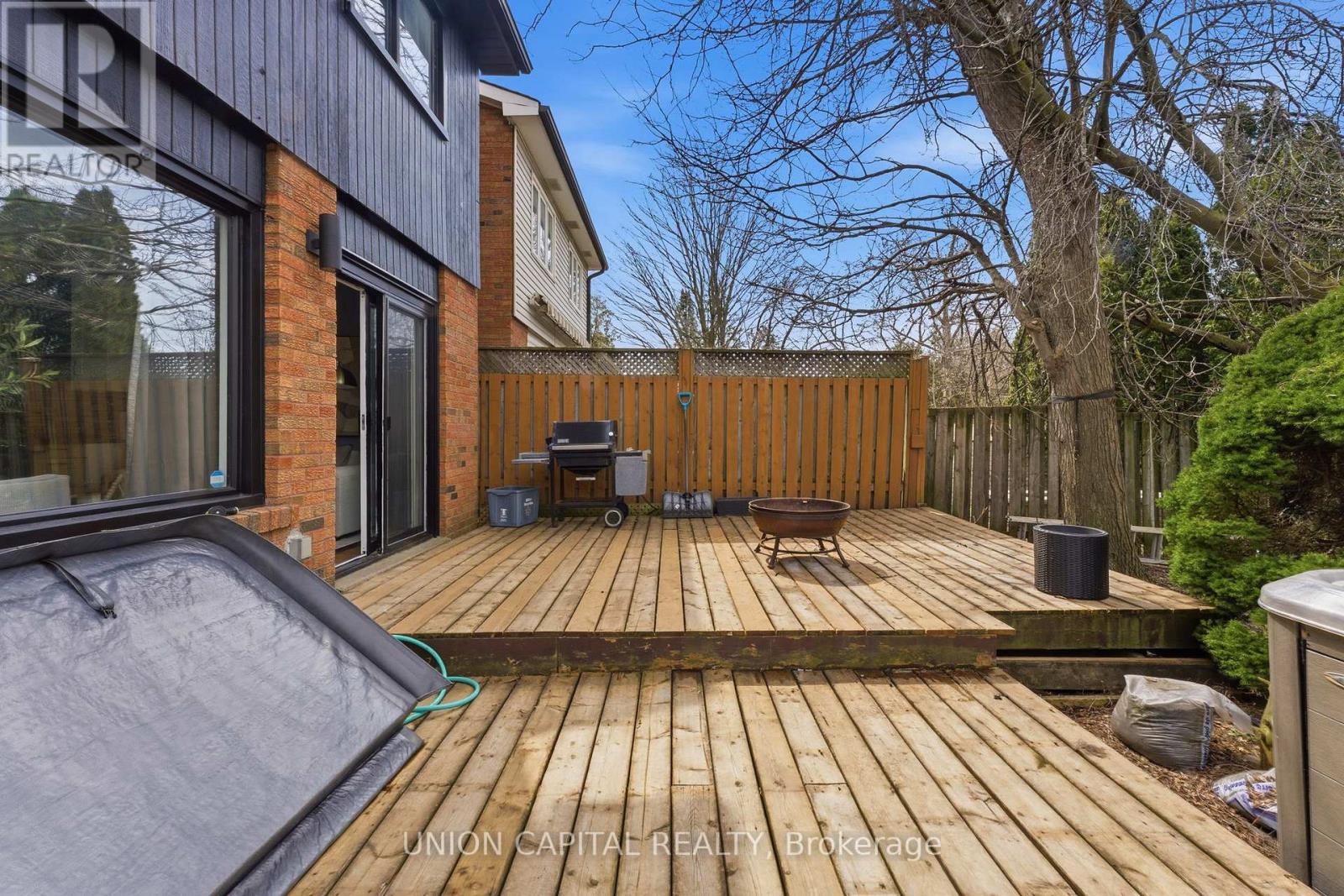 1934 Memory Lane, Pickering, Ontario  L1V 2V1 - Photo 36 - E12981392