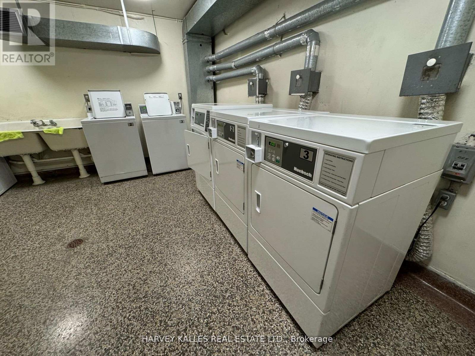 201 - 51 Gamble Avenue, Toronto, Ontario  M4K 2H4 - Photo 9 - E12981442