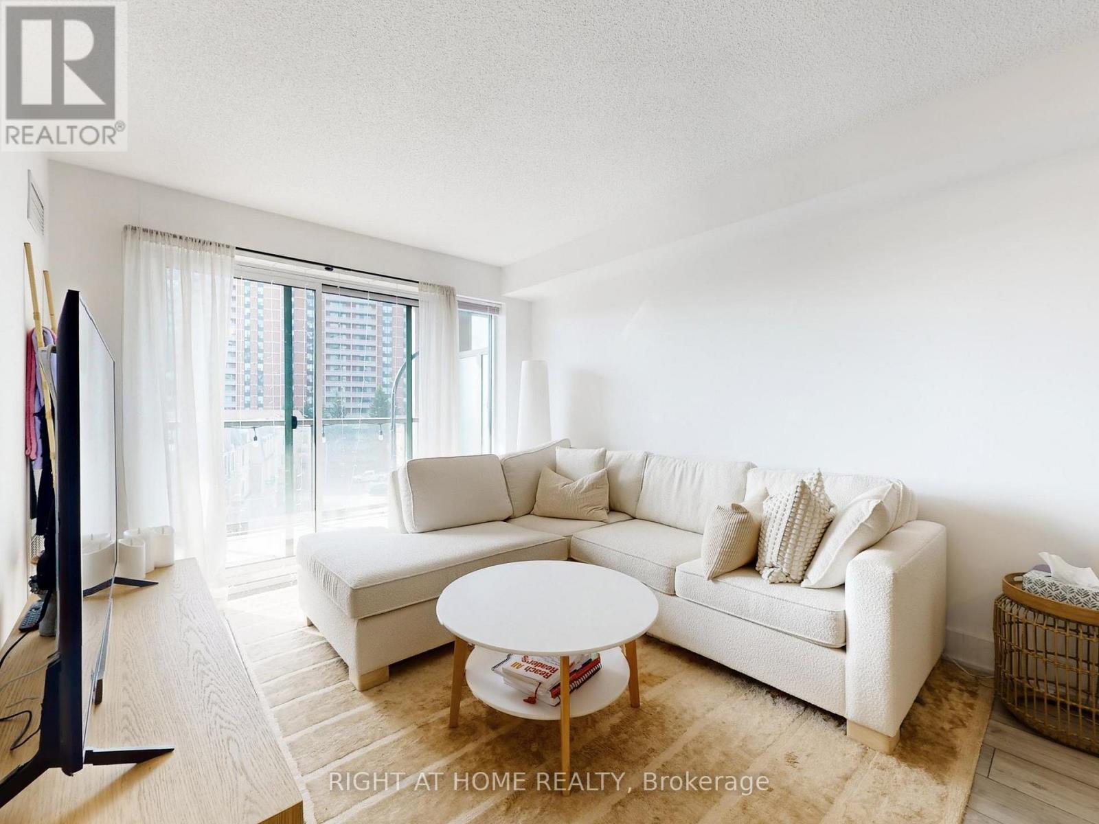 405 - 1215 Bayly Street, Pickering (Bay Ridges), Ontario  L1W 1L7 - Photo 11 - E12981450