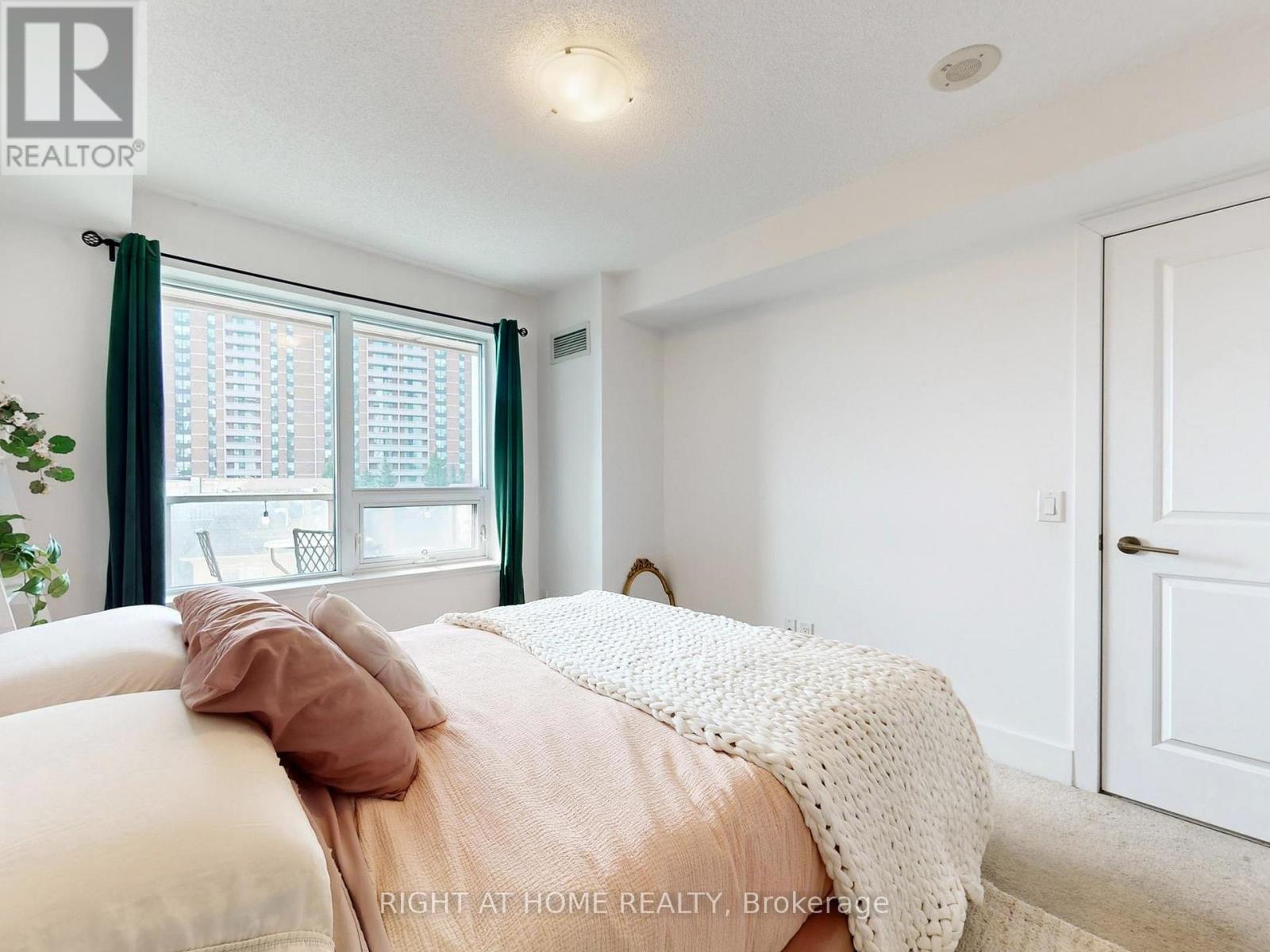 405 - 1215 Bayly Street, Pickering (Bay Ridges), Ontario  L1W 1L7 - Photo 26 - E12981450