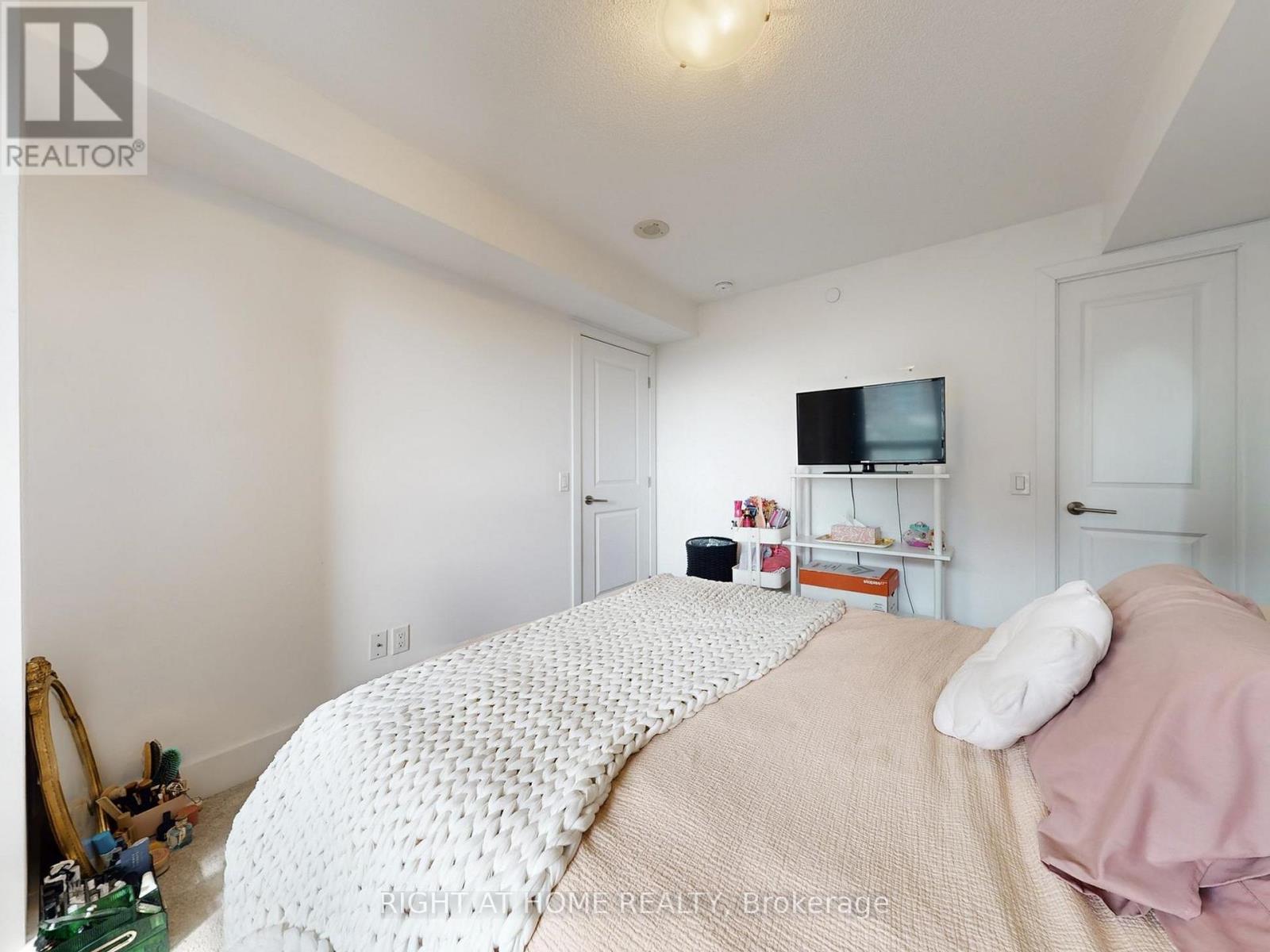 405 - 1215 Bayly Street, Pickering (Bay Ridges), Ontario  L1W 1L7 - Photo 27 - E12981450