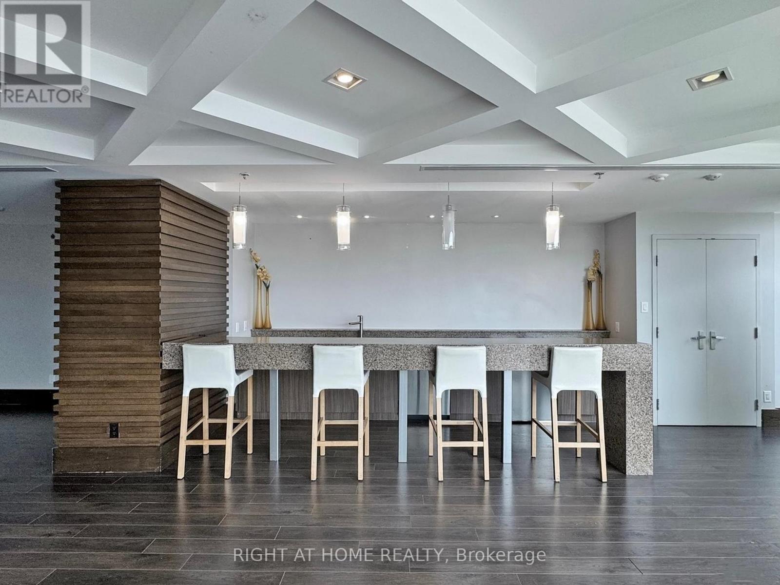 405 - 1215 Bayly Street, Pickering (Bay Ridges), Ontario  L1W 1L7 - Photo 49 - E12981450