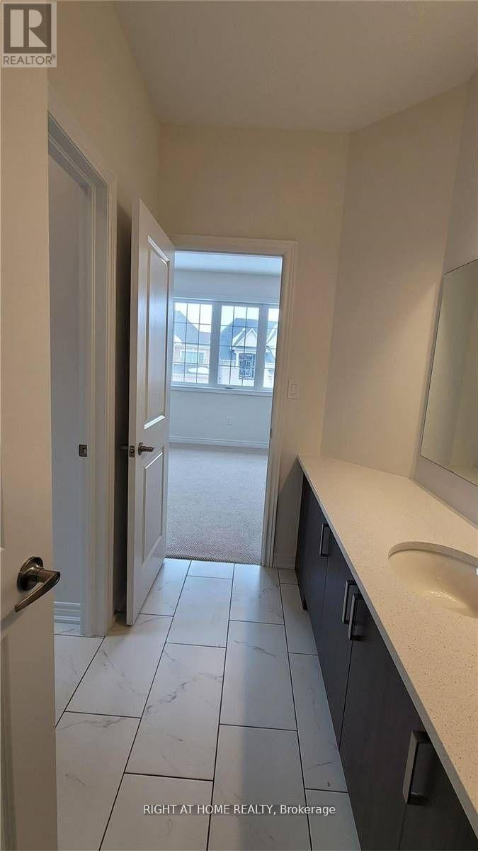 199 Miyako Court, Oshawa, Ontario  L1L 0R7 - Photo 10 - E12981484