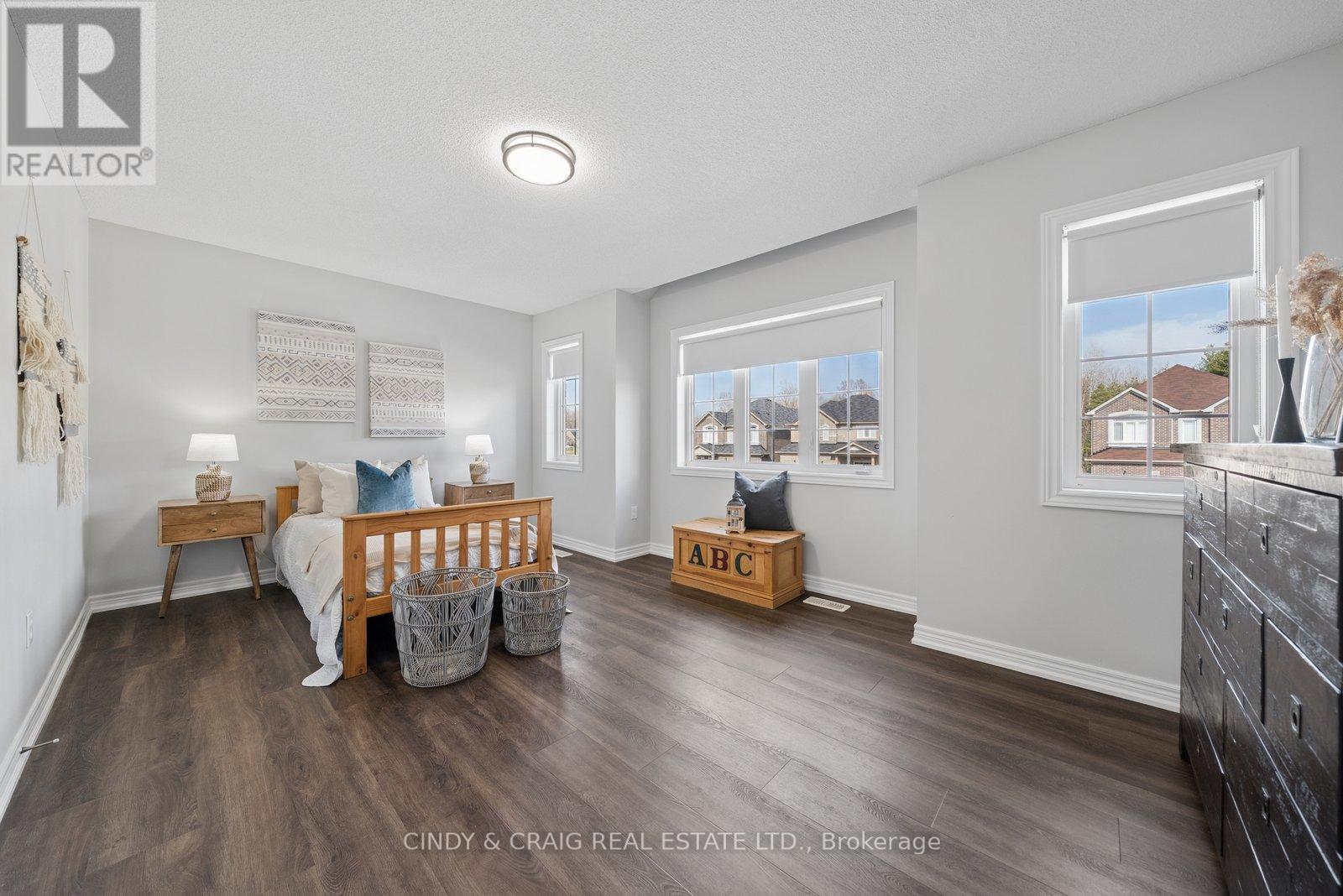 126 Harry Gay Drive, Clarington, Ontario  L1E 0A9 - Photo 11 - E12981704