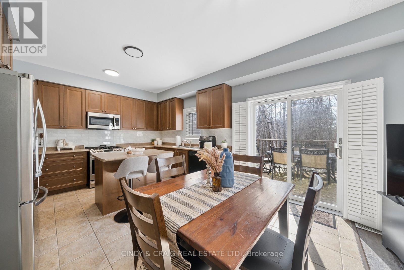 126 Harry Gay Drive, Clarington, Ontario  L1E 0A9 - Photo 5 - E12981704