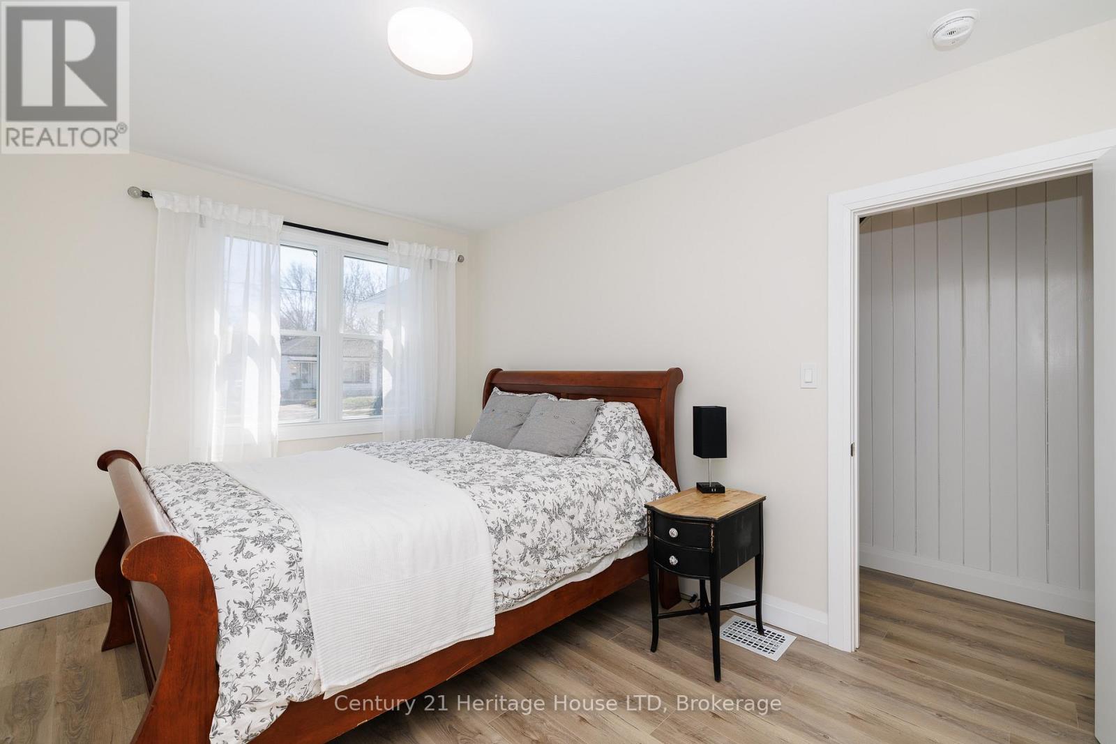 197 Murray Street, Fort Erie, Ontario  L2A 2B7 - Photo 12 - X12981312