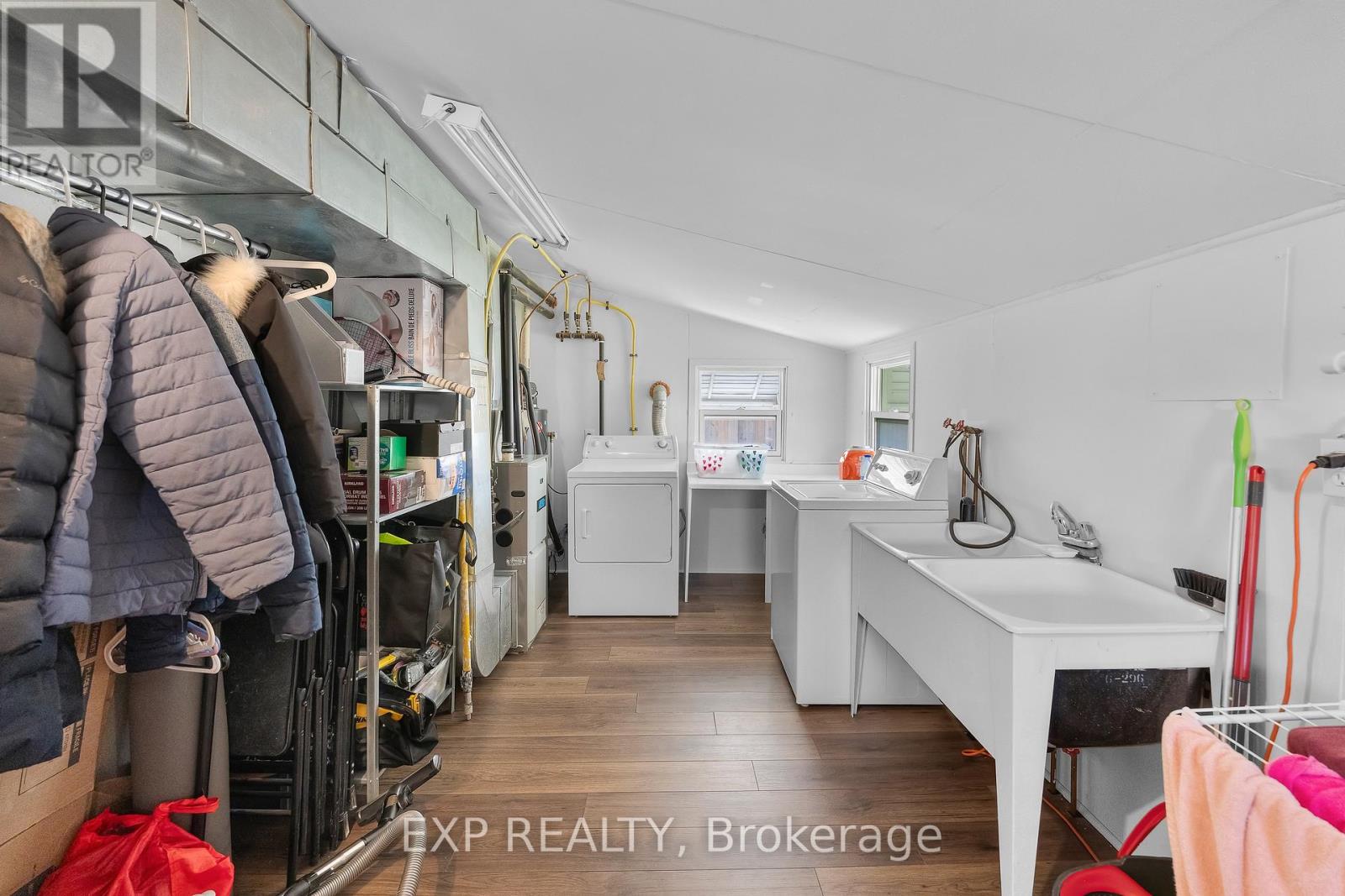 271 Crowland Avenue, Welland, Ontario  L3B 1X5 - Photo 17 - X12981508