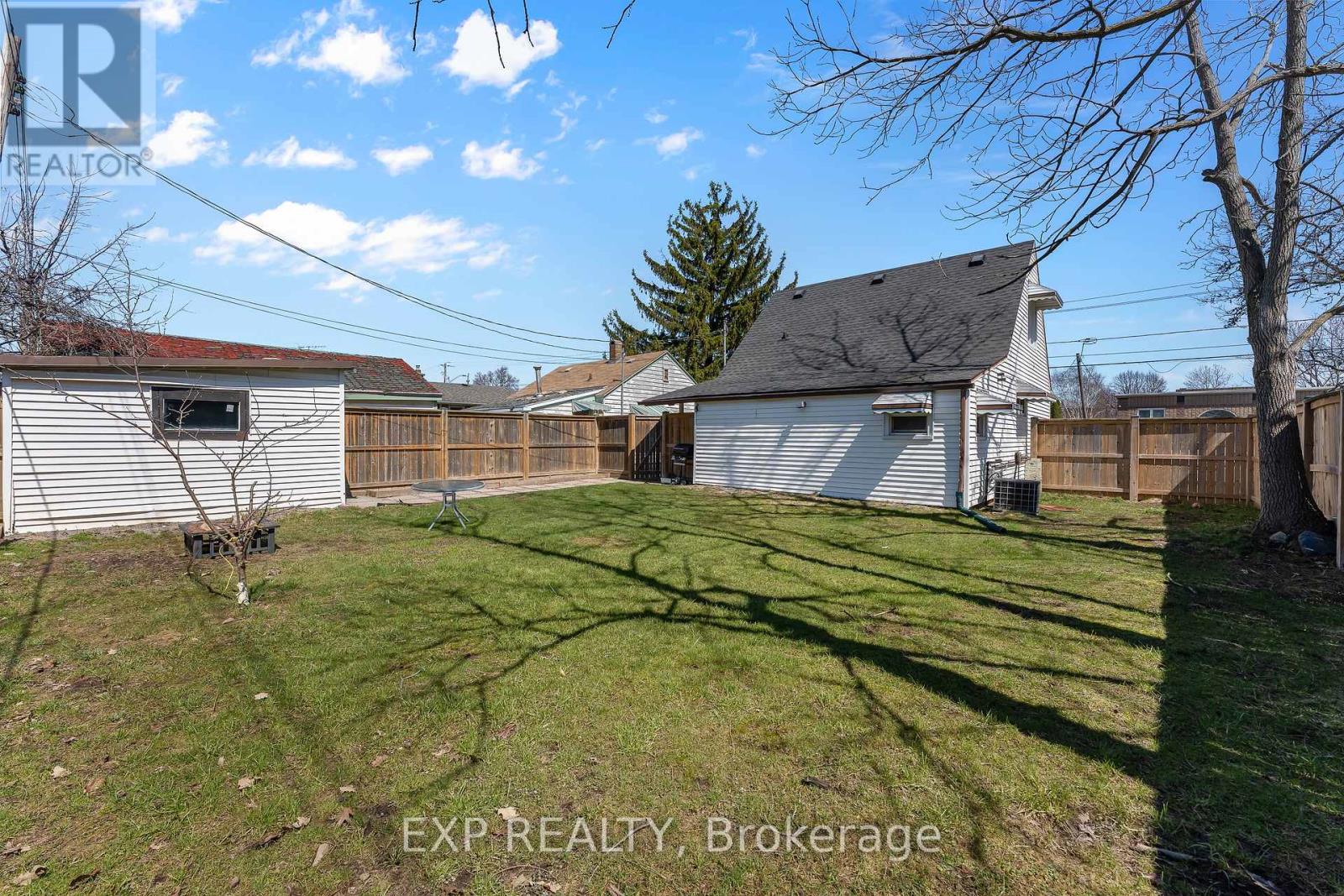 271 Crowland Avenue, Welland, Ontario  L3B 1X5 - Photo 26 - X12981508