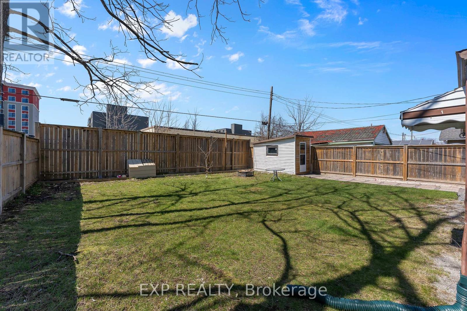 271 Crowland Avenue, Welland, Ontario  L3B 1X5 - Photo 28 - X12981508