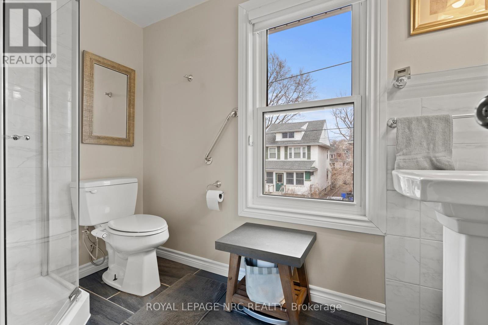 51 Chaplin Avenue, St. Catharines, Ontario  L2R 2E4 - Photo 30 - X12981638