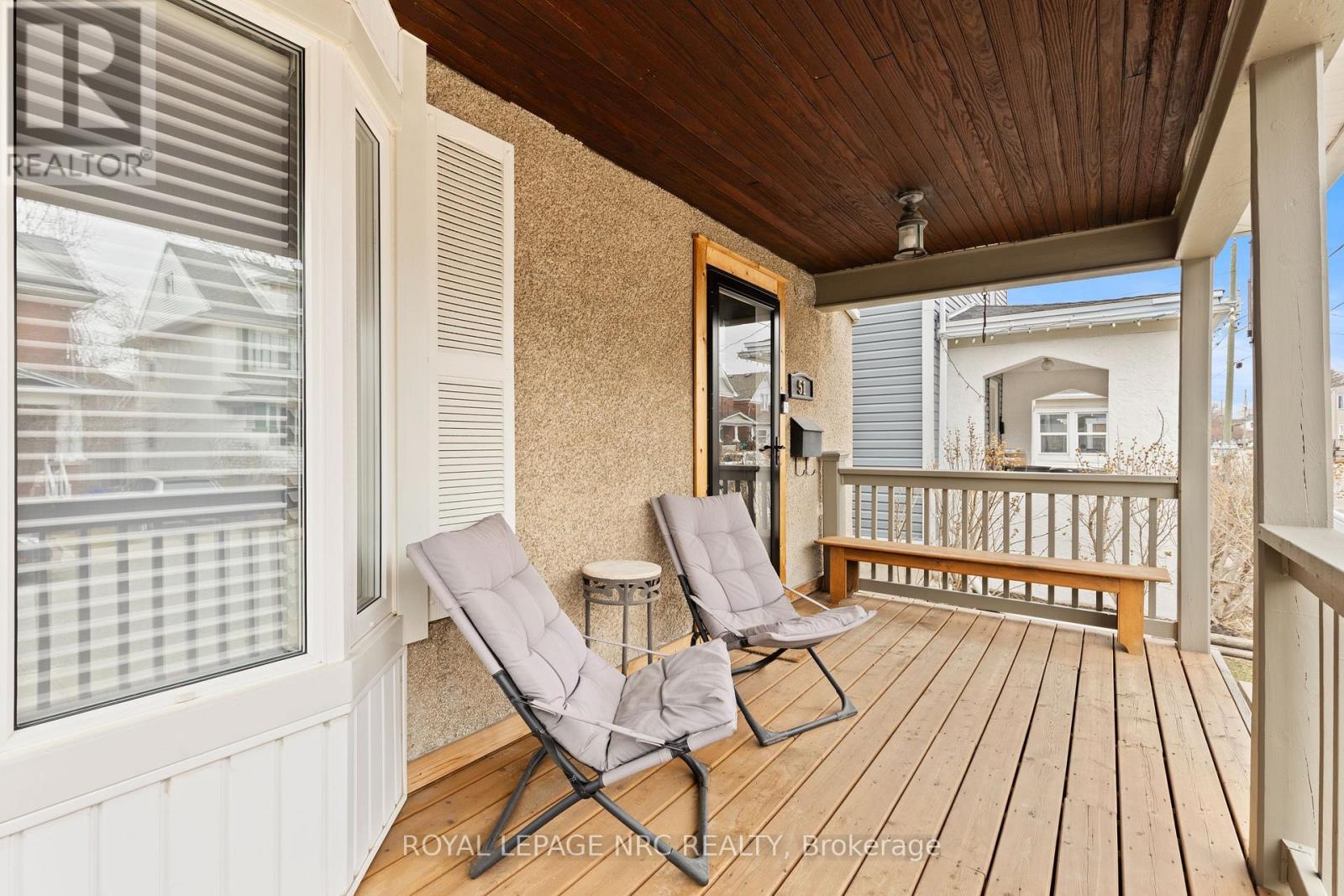 51 Chaplin Avenue, St. Catharines, Ontario  L2R 2E4 - Photo 5 - X12981638