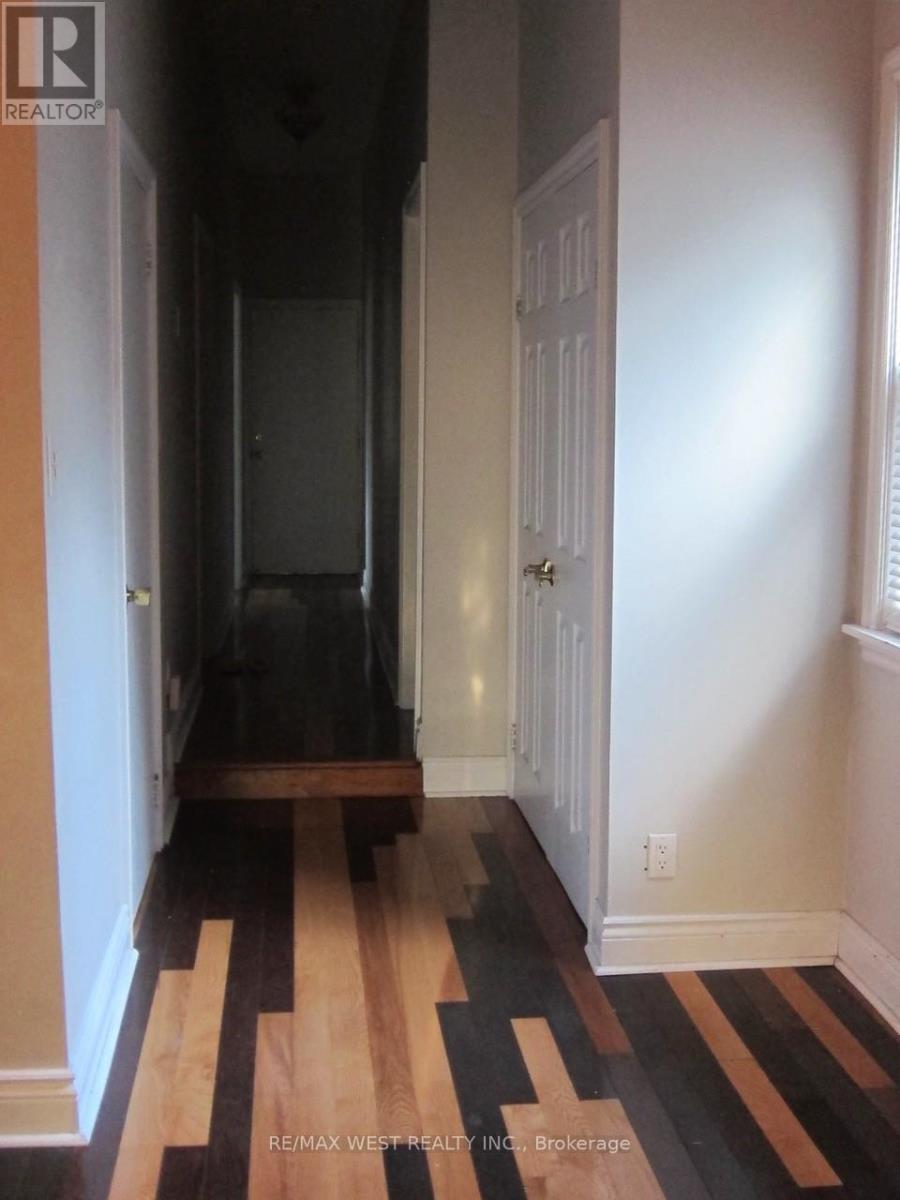 409 Woodbine Avenue, Toronto, Ontario  M4L 3P7 - Photo 20 - E12977514