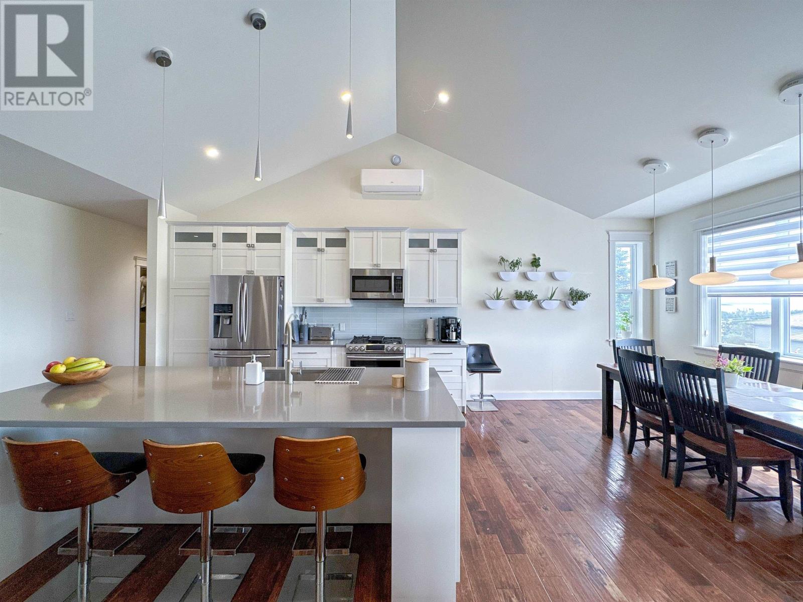 23 Paget Crescent, Stratford, Prince Edward Island  C1B 0E3 - Photo 18 - 202606961