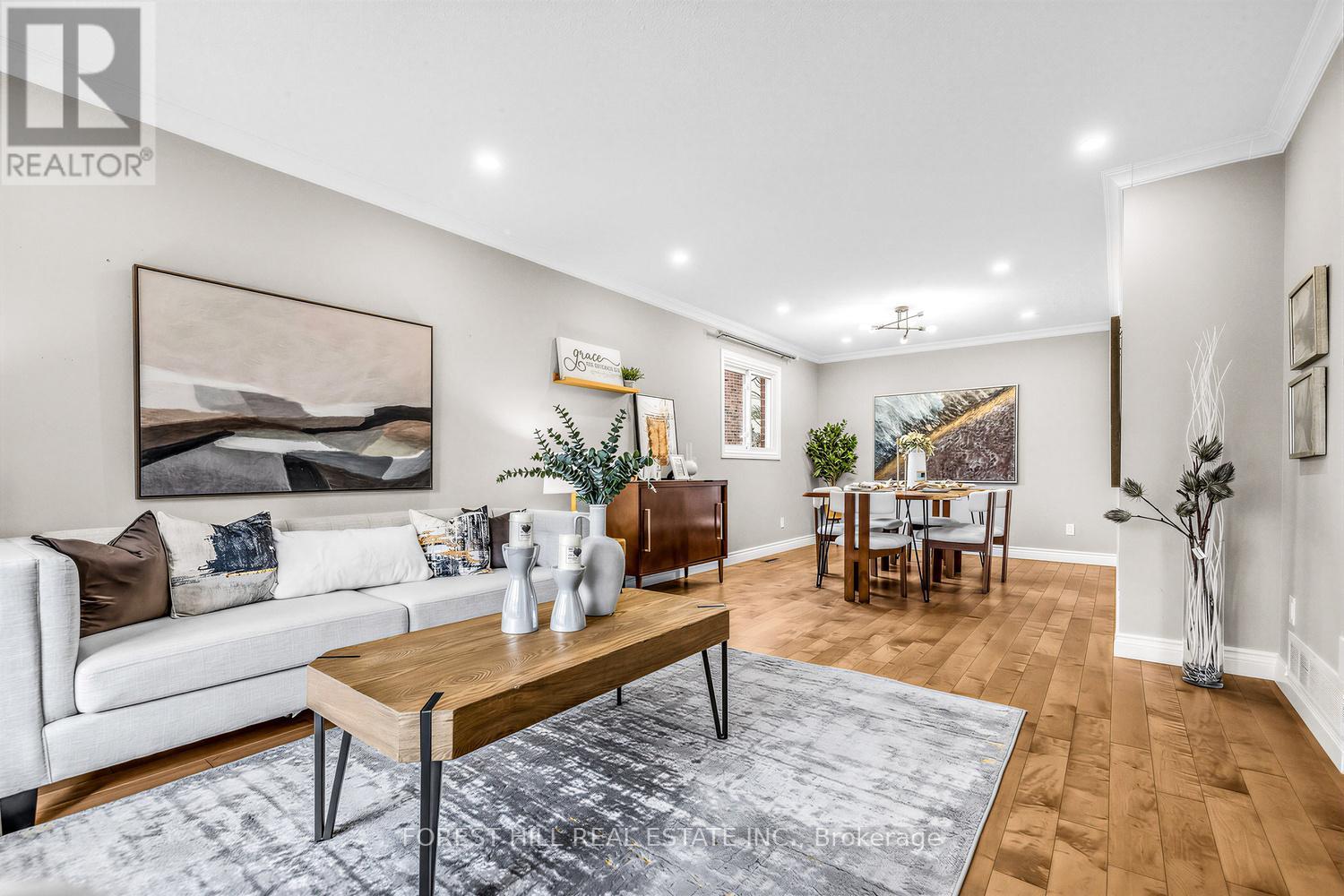 49 Seaton Drive, Aurora, Ontario  L4G 3W9 - Photo 7 - N12880694