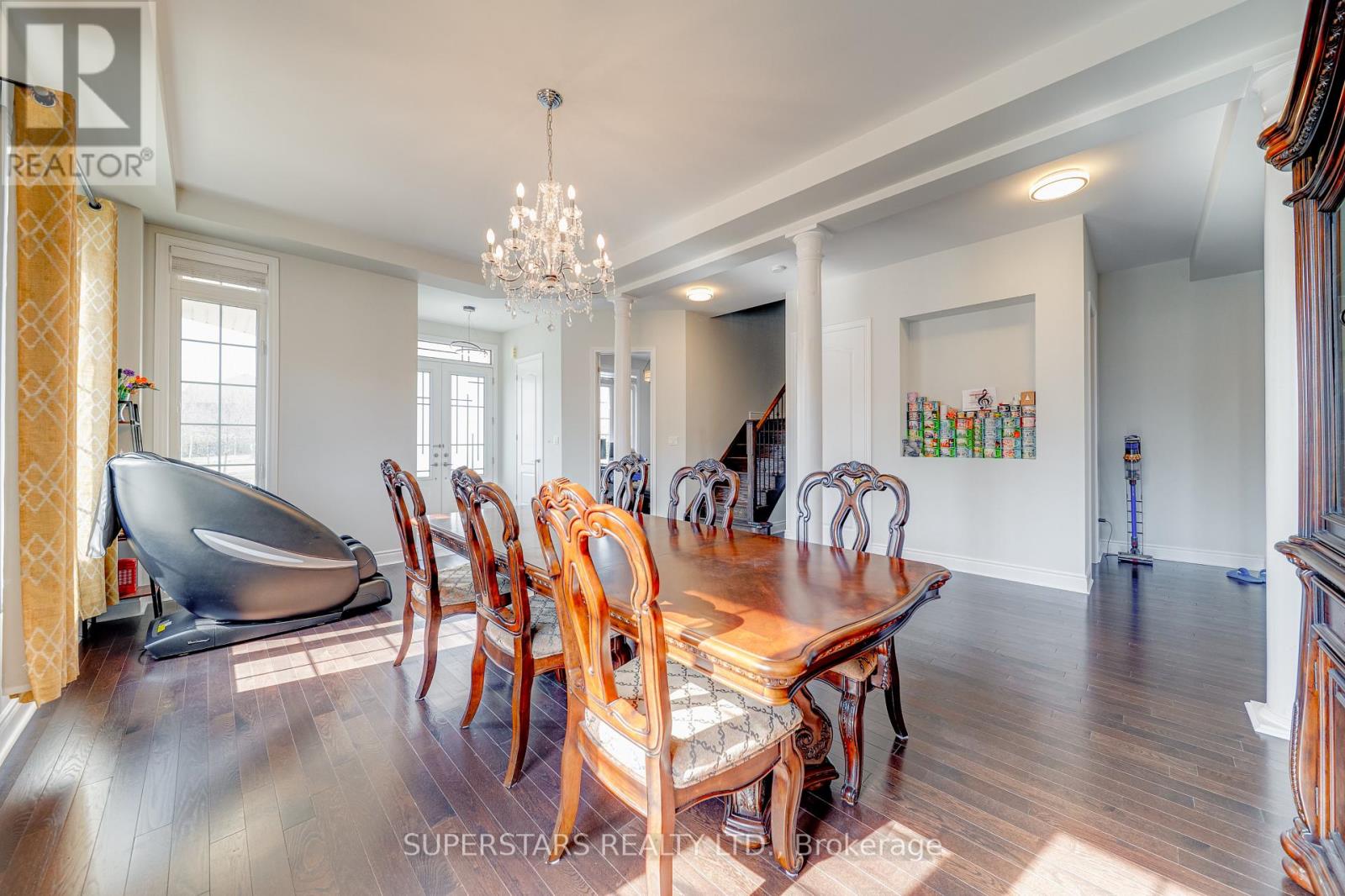 1070 Wilbur Pipher Circle, Newmarket, Ontario  L3X 3H7 - Photo 14 - N12981476