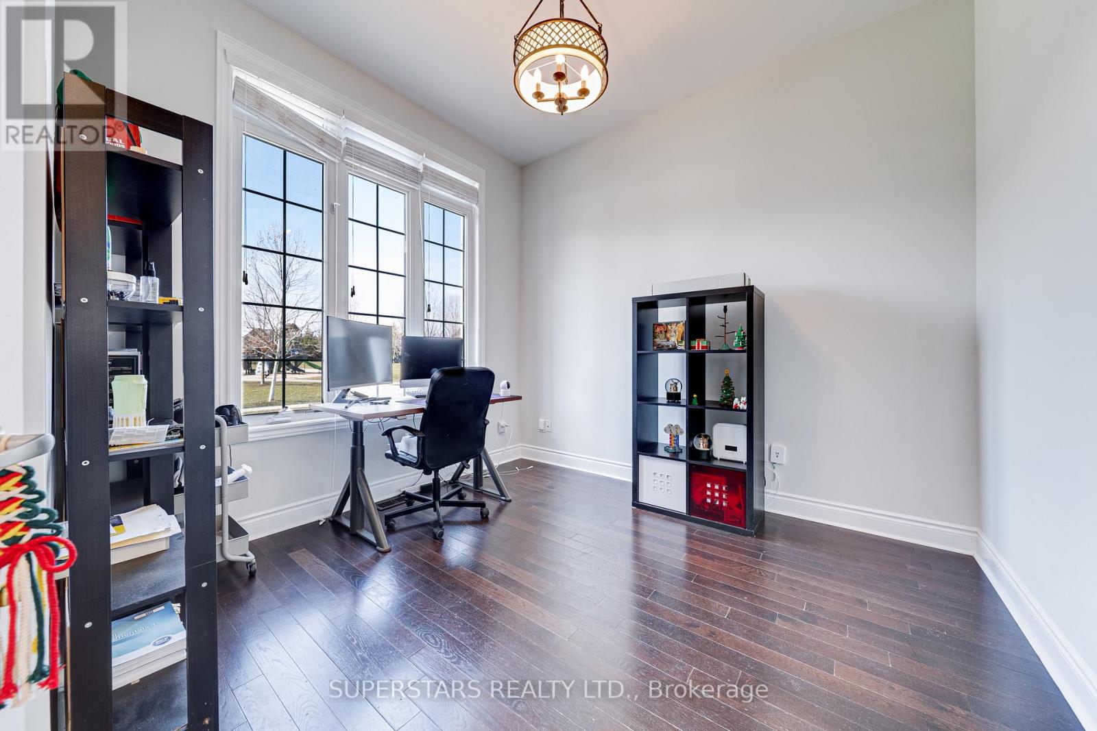 1070 Wilbur Pipher Circle, Newmarket, Ontario  L3X 3H7 - Photo 15 - N12981476