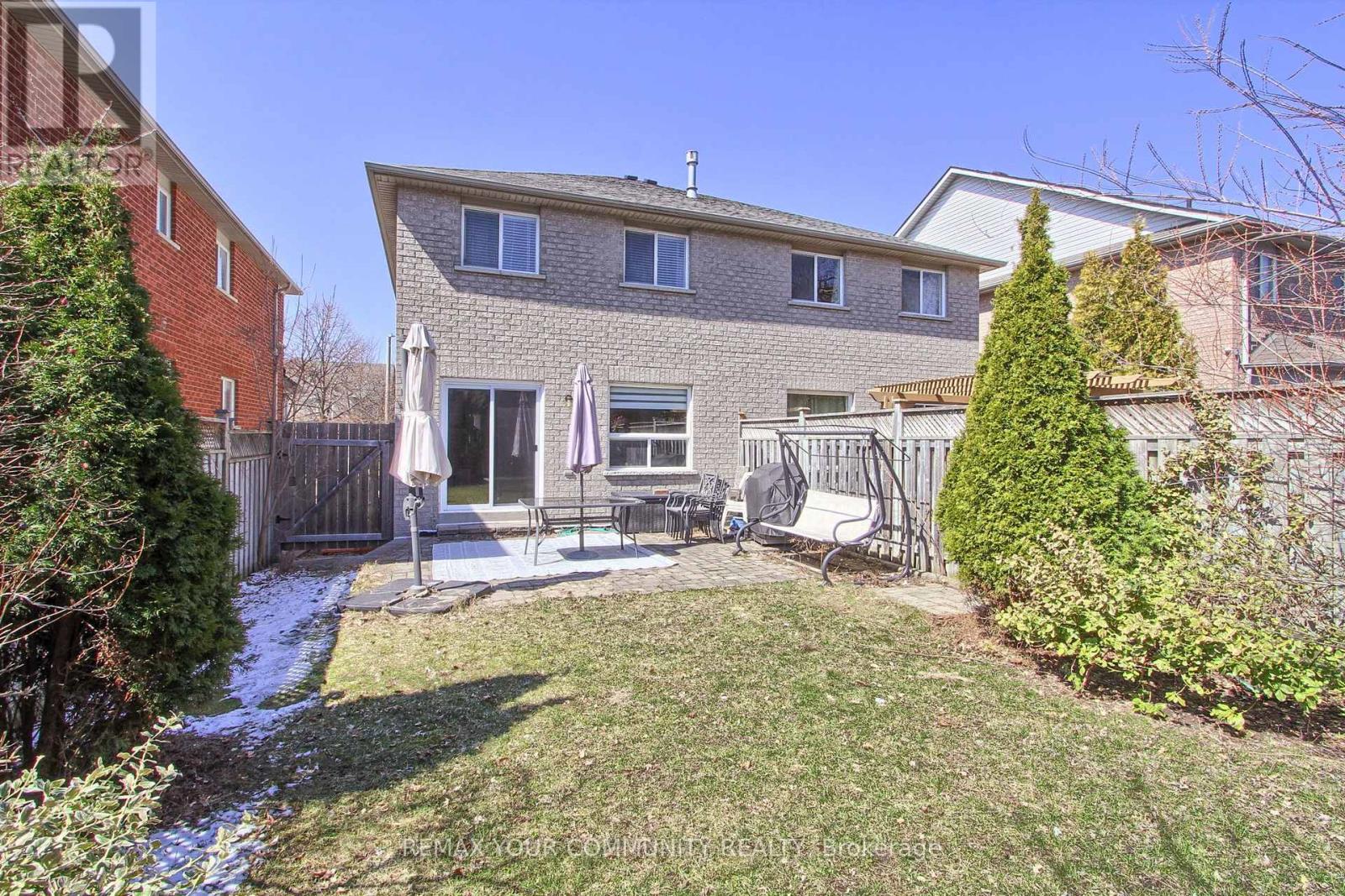 45 Harmony Road, Vaughan, Ontario  L4K 5G5 - Photo 22 - N12981480