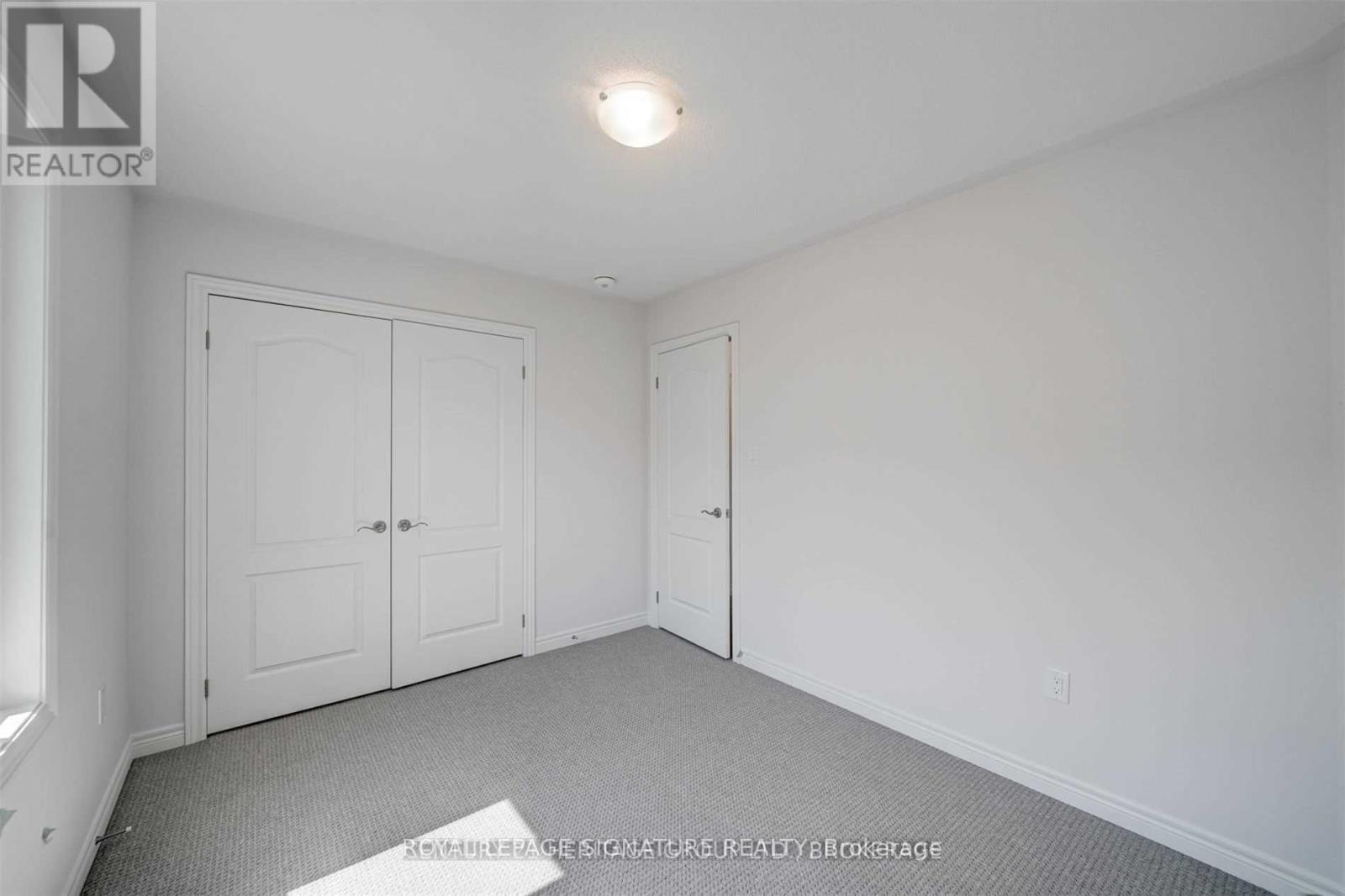 5 Frederick Taylor Way, East Gwillimbury (Mt Albert), Ontario  L0G 1M0 - Photo 22 - N12981482