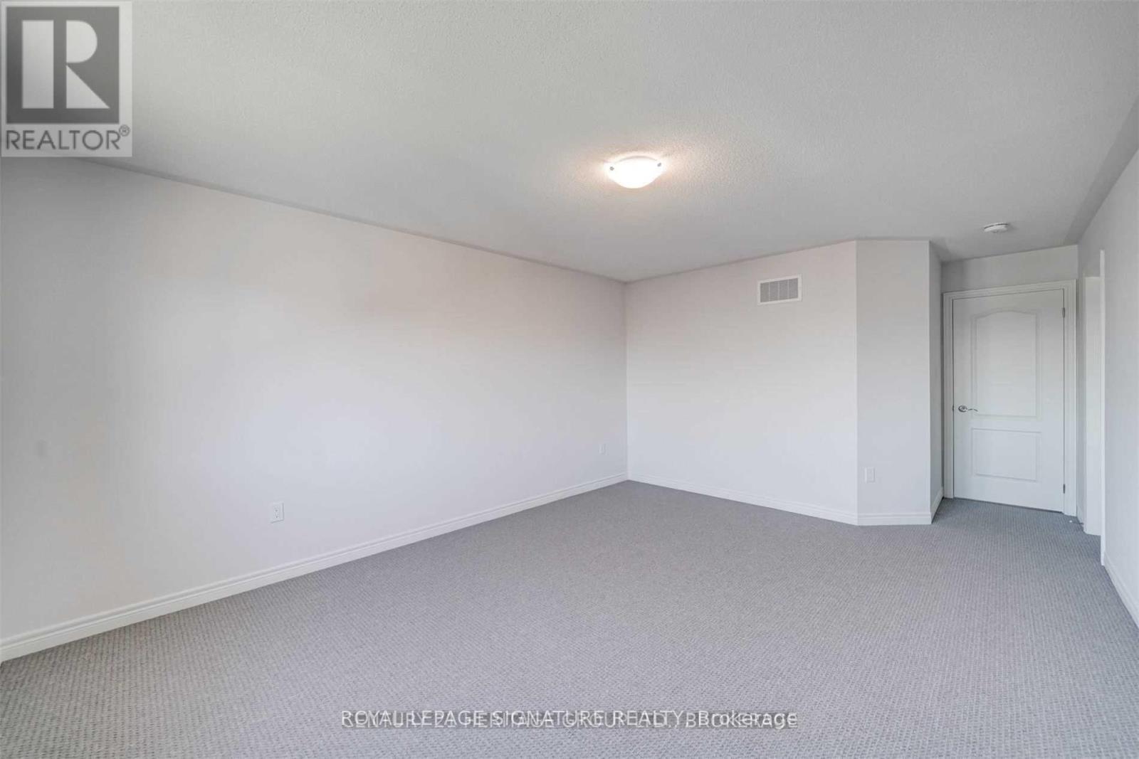 5 Frederick Taylor Way, East Gwillimbury (Mt Albert), Ontario  L0G 1M0 - Photo 27 - N12981482