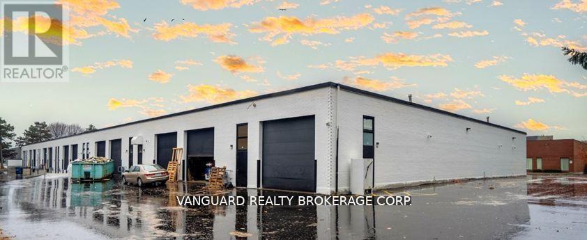 1-2 - 132 Jardin Drive, Vaughan, Ontario  L4K 1X9 - Photo 10 - N12981492