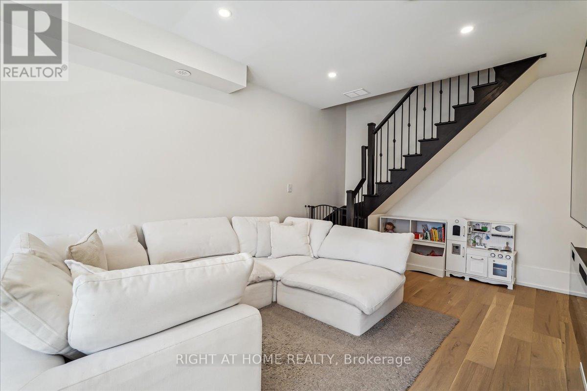 14 - 105 Kayla Crescent, Vaughan, Ontario  L6A 4W3 - Photo 12 - N12981496