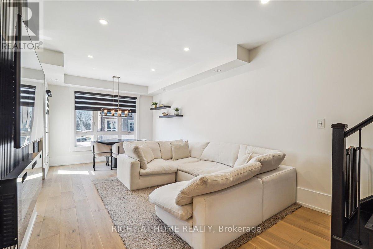 14 - 105 Kayla Crescent, Vaughan, Ontario  L6A 4W3 - Photo 9 - N12981496