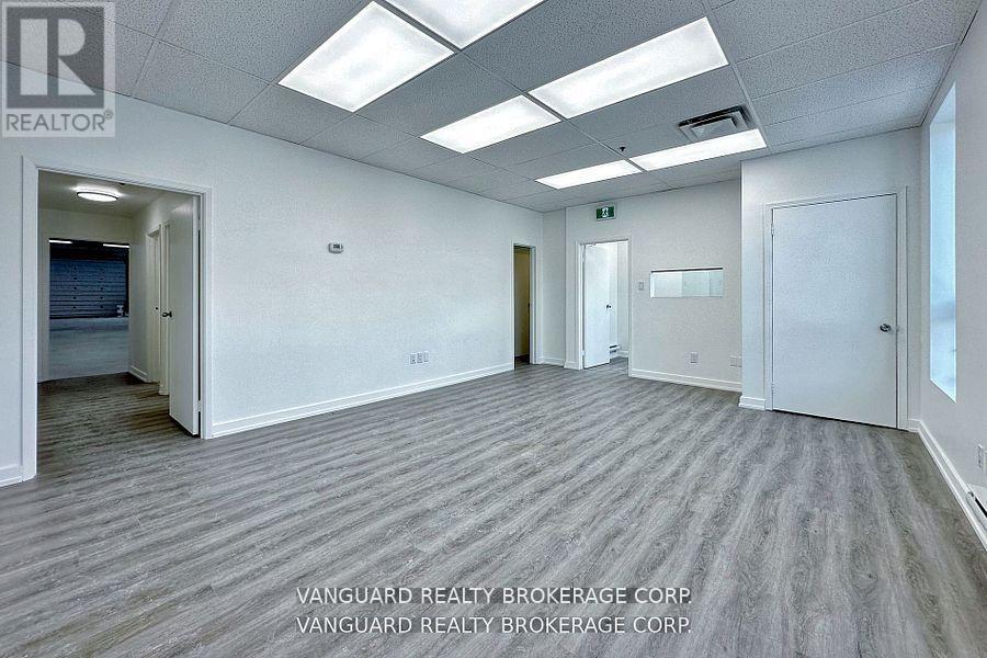 8-9 - 132 Jardin Drive, Vaughan, Ontario  L4K 1X9 - Photo 8 - N12981500