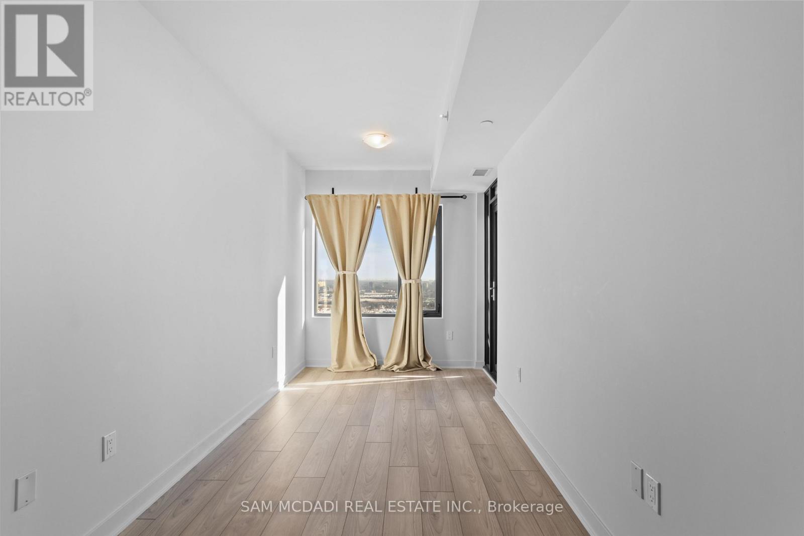 3704 - 2920 Highway 7, Vaughan, Ontario  L4K 0P4 - Photo 11 - N12981594