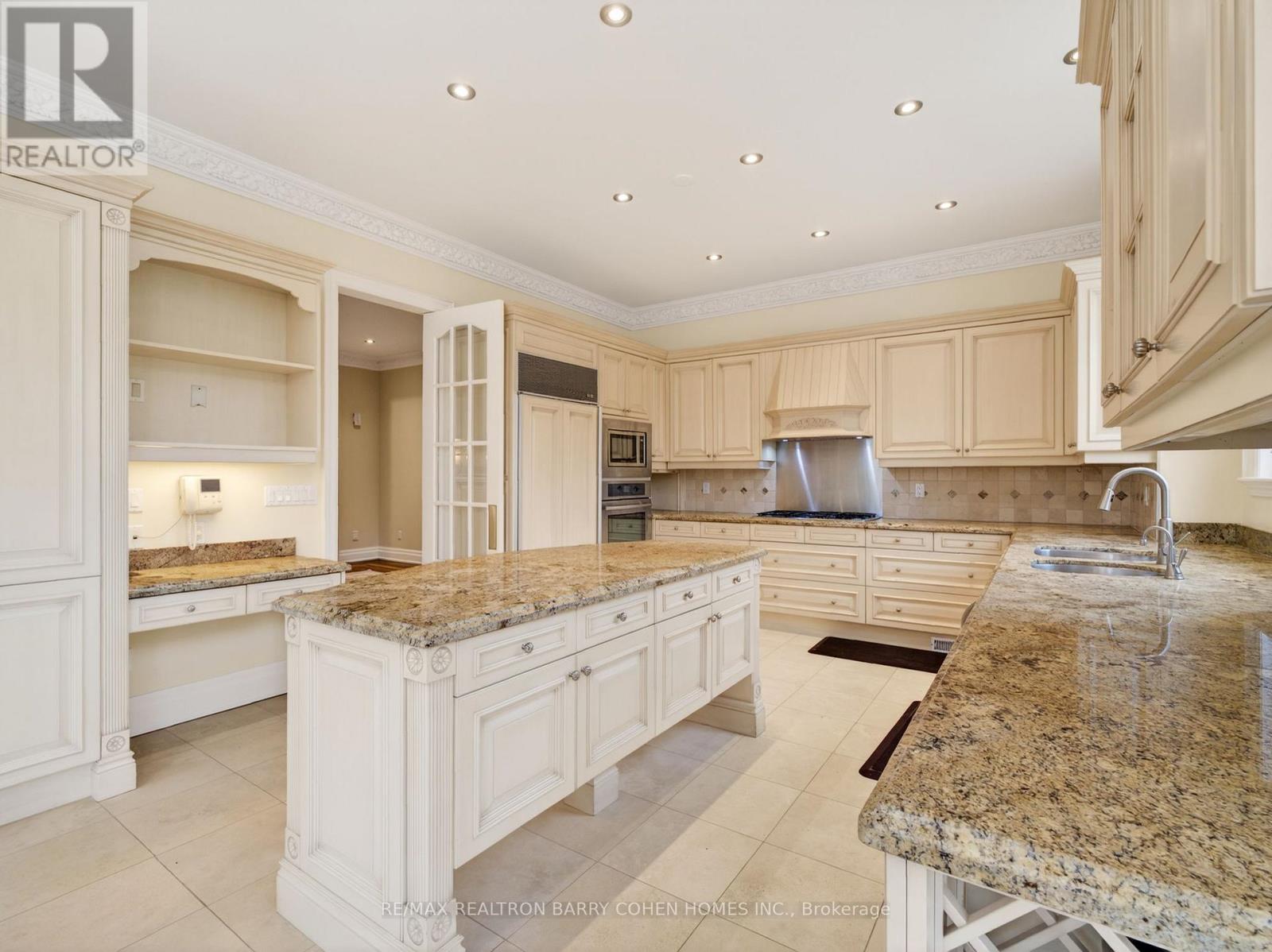 65 Thornbank Road, Vaughan, Ontario  L4J 2A1 - Photo 9 - N12981646