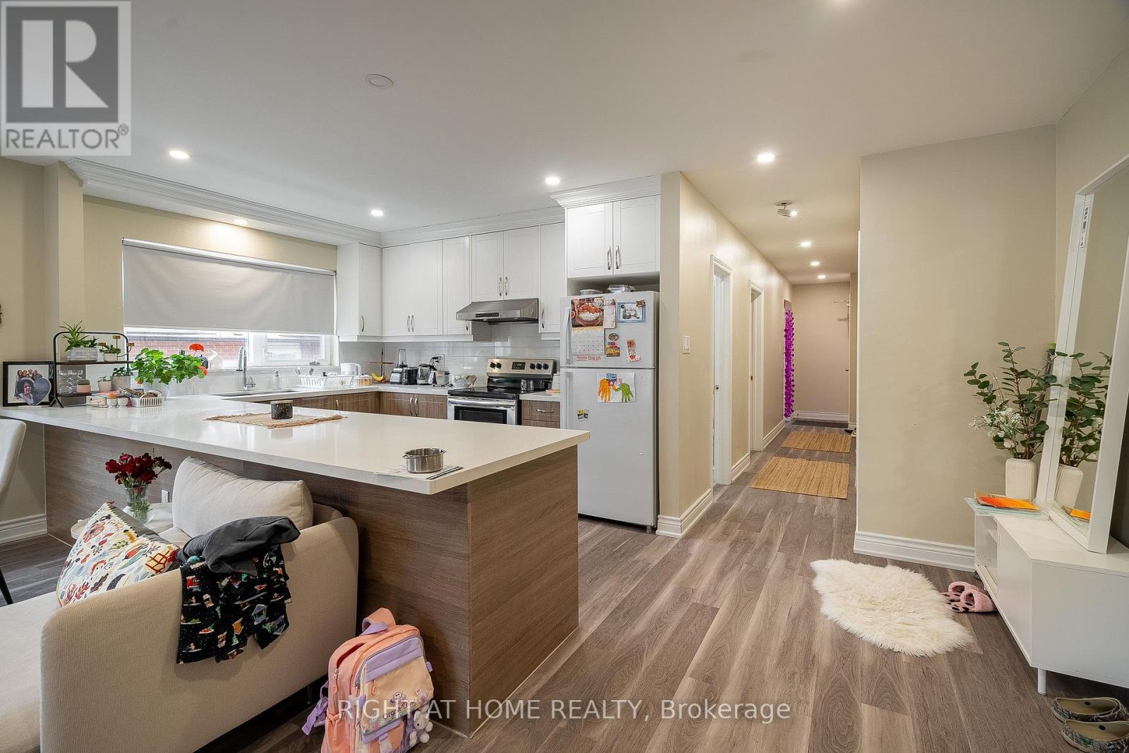 285 Richmond Street, Richmond Hill, Ontario  L4C 3Z2 - Photo 12 - N12981650