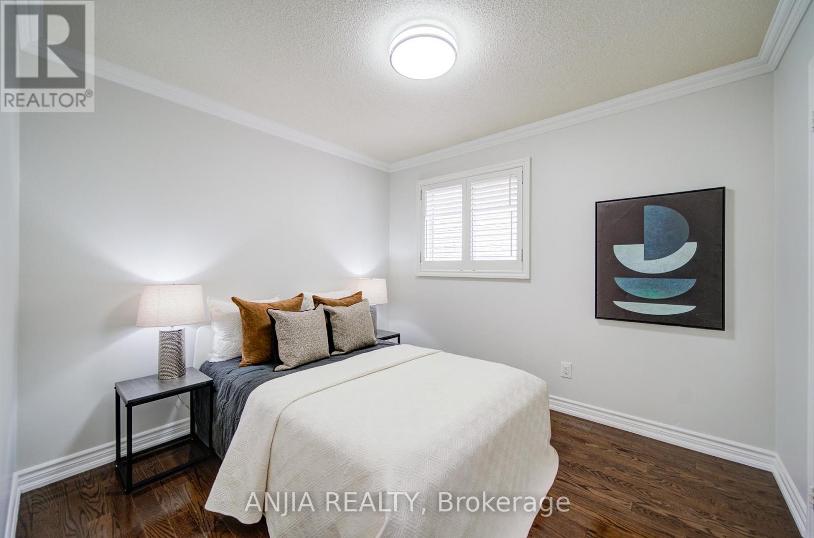 70 Briarwood Road, Markham, Ontario  L3R 2X3 - Photo 23 - N12981678